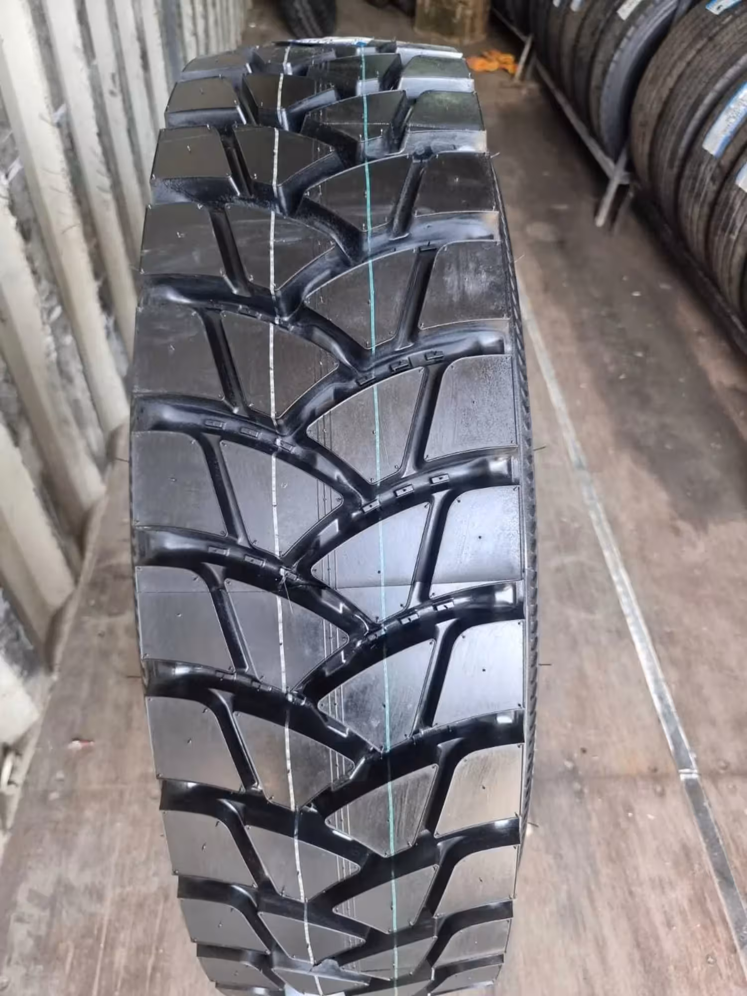 315/80R22.5-20PR TR918 （157/154K）Триангл (Triangle) в рассрочку (1 / 5)