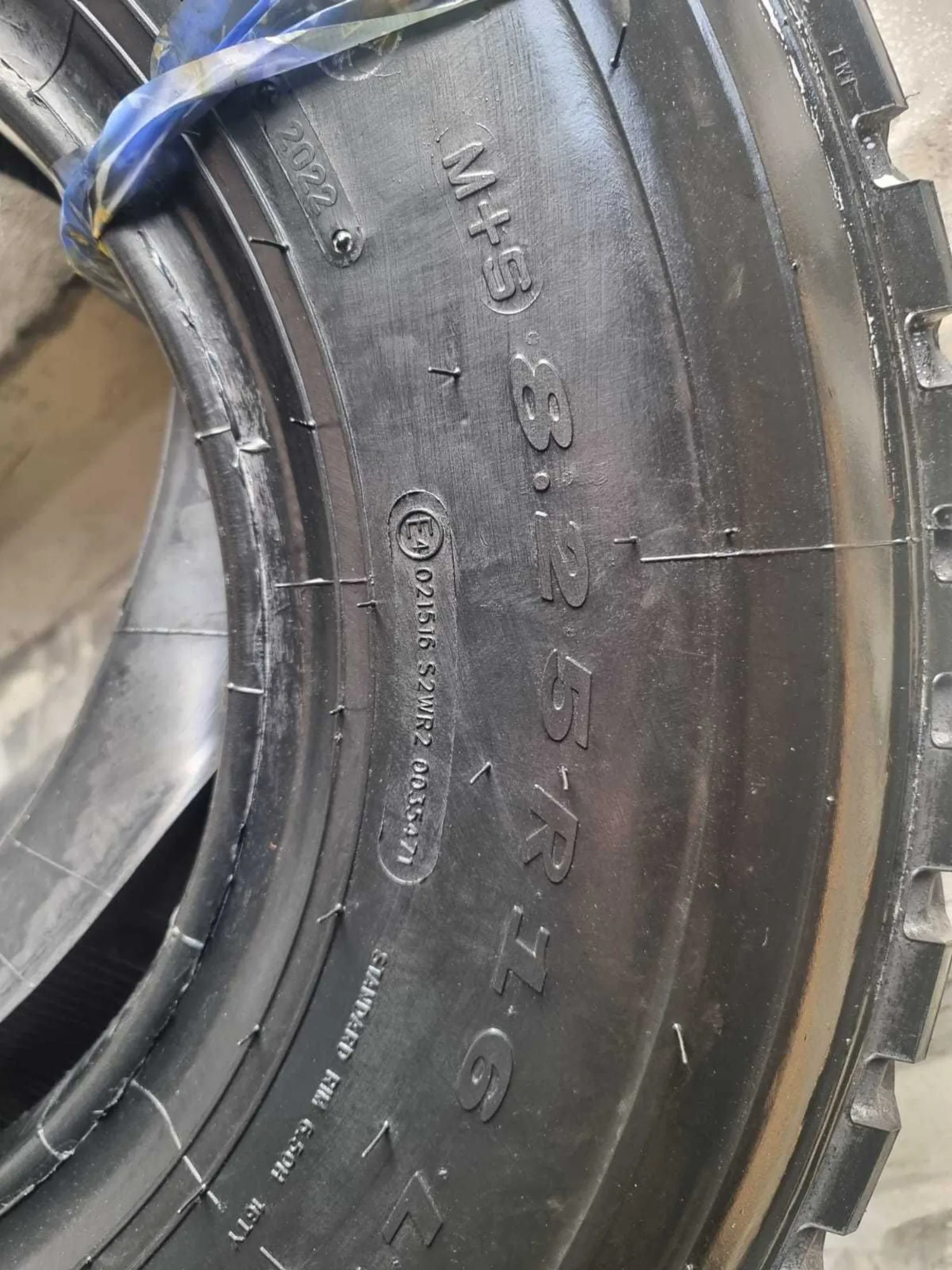 8.25 R16- 16PR TR668 128/124 M  TRIANGLE, змейка в рассрочку (3 / 6)