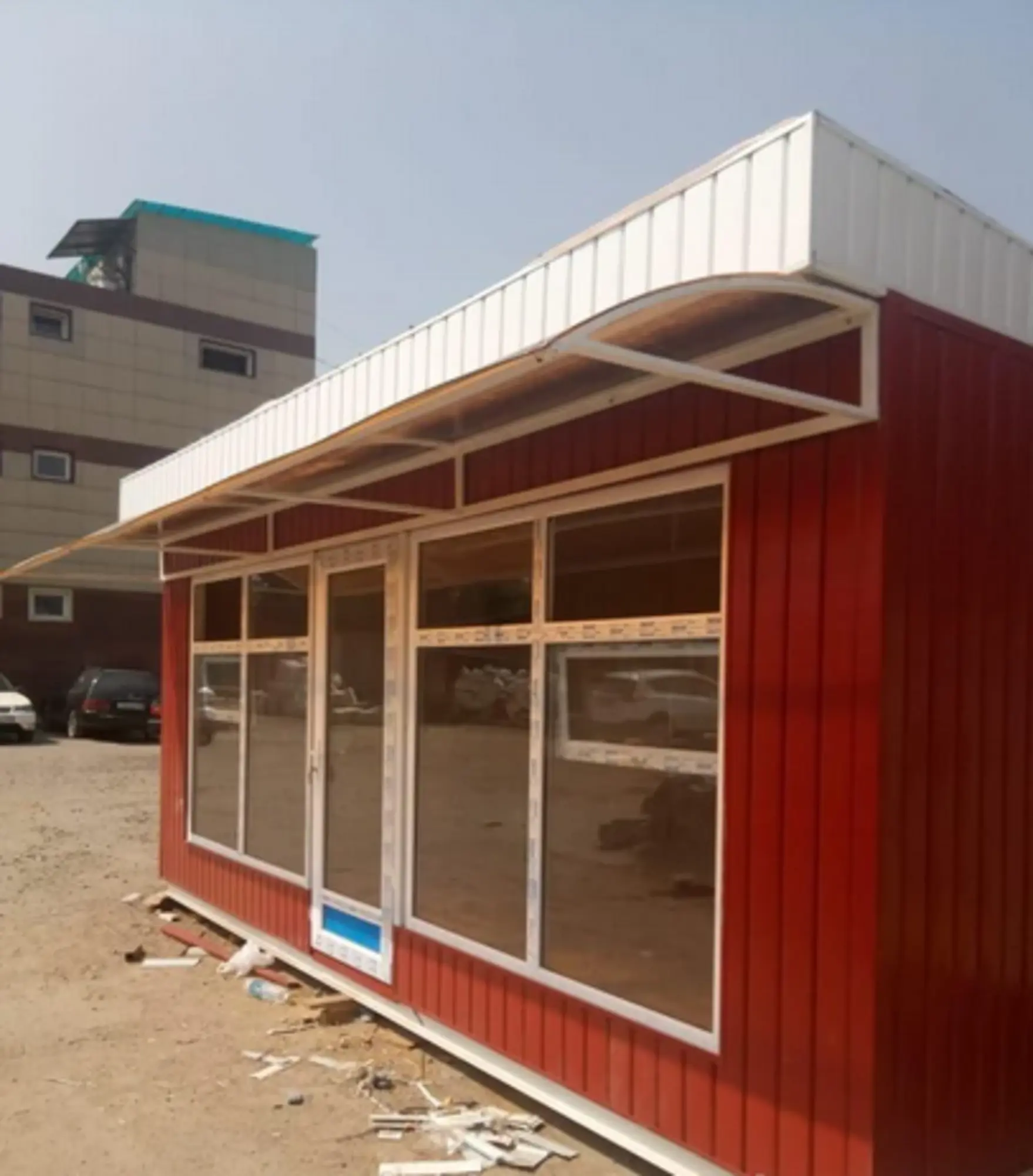 Киоск для овощей с козырьком (1 / 4)