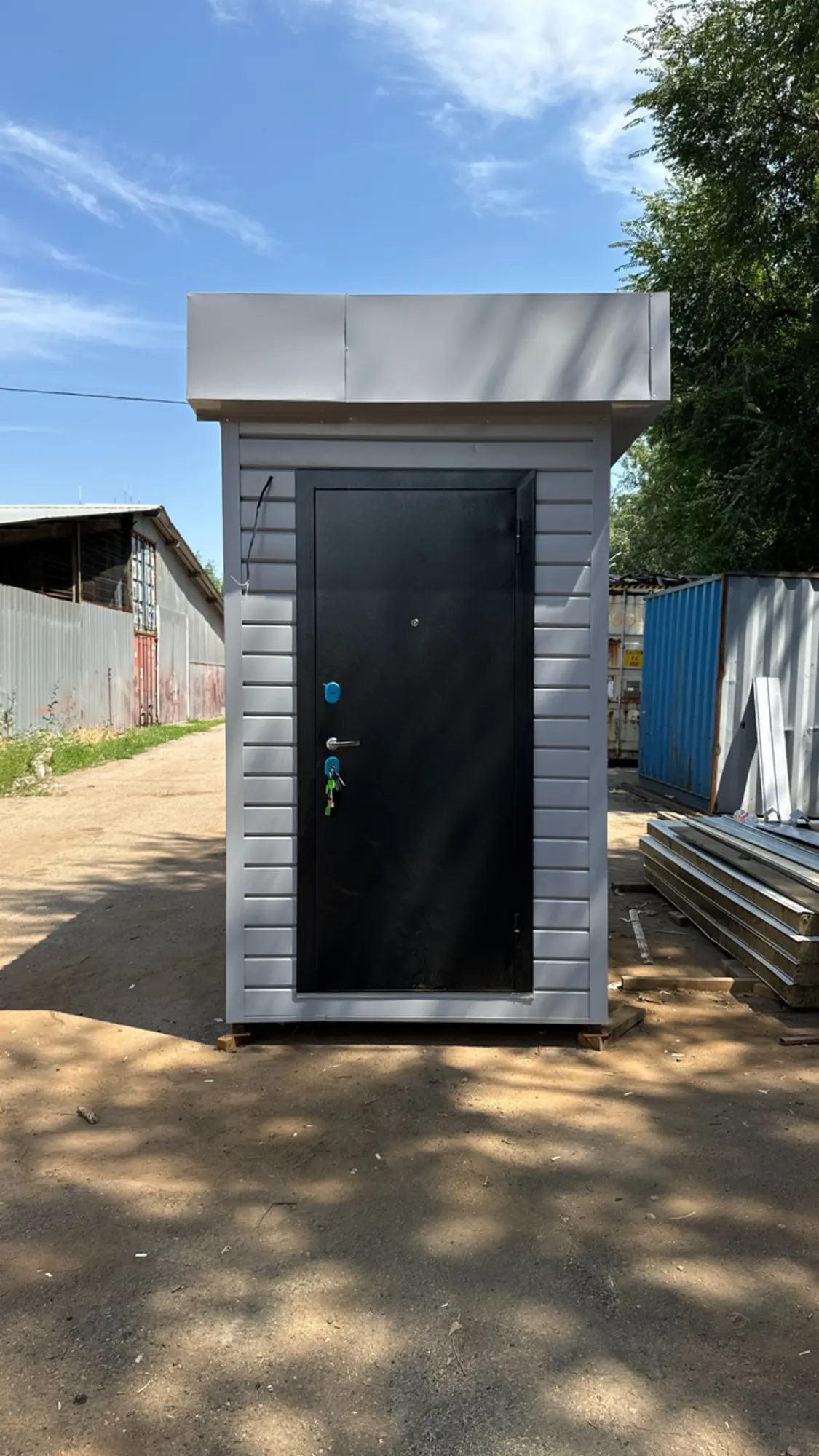 Пост охраны из металлоконструкции (6 / 9)