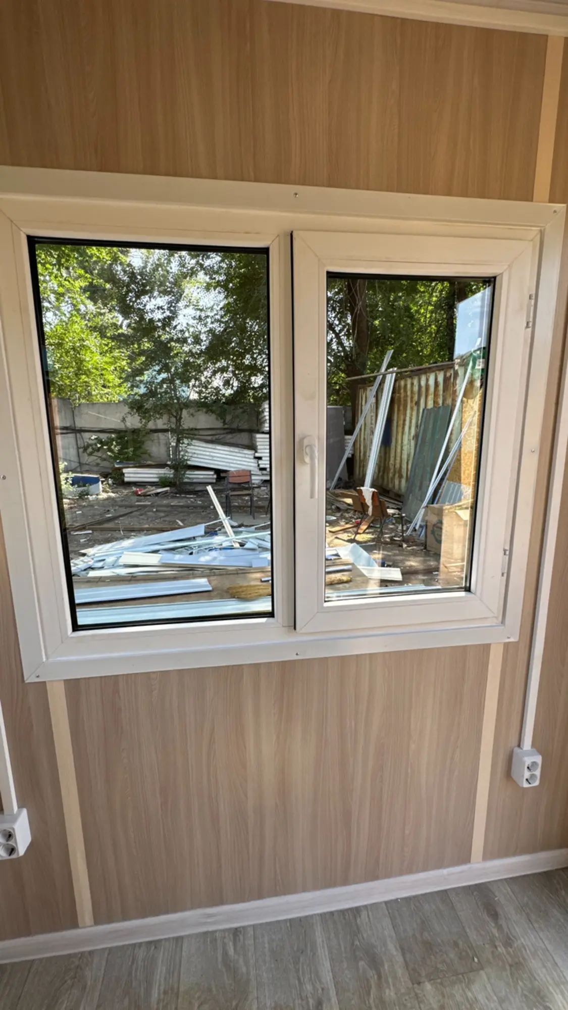 Пост охраны из металлоконструкции (7 / 9)