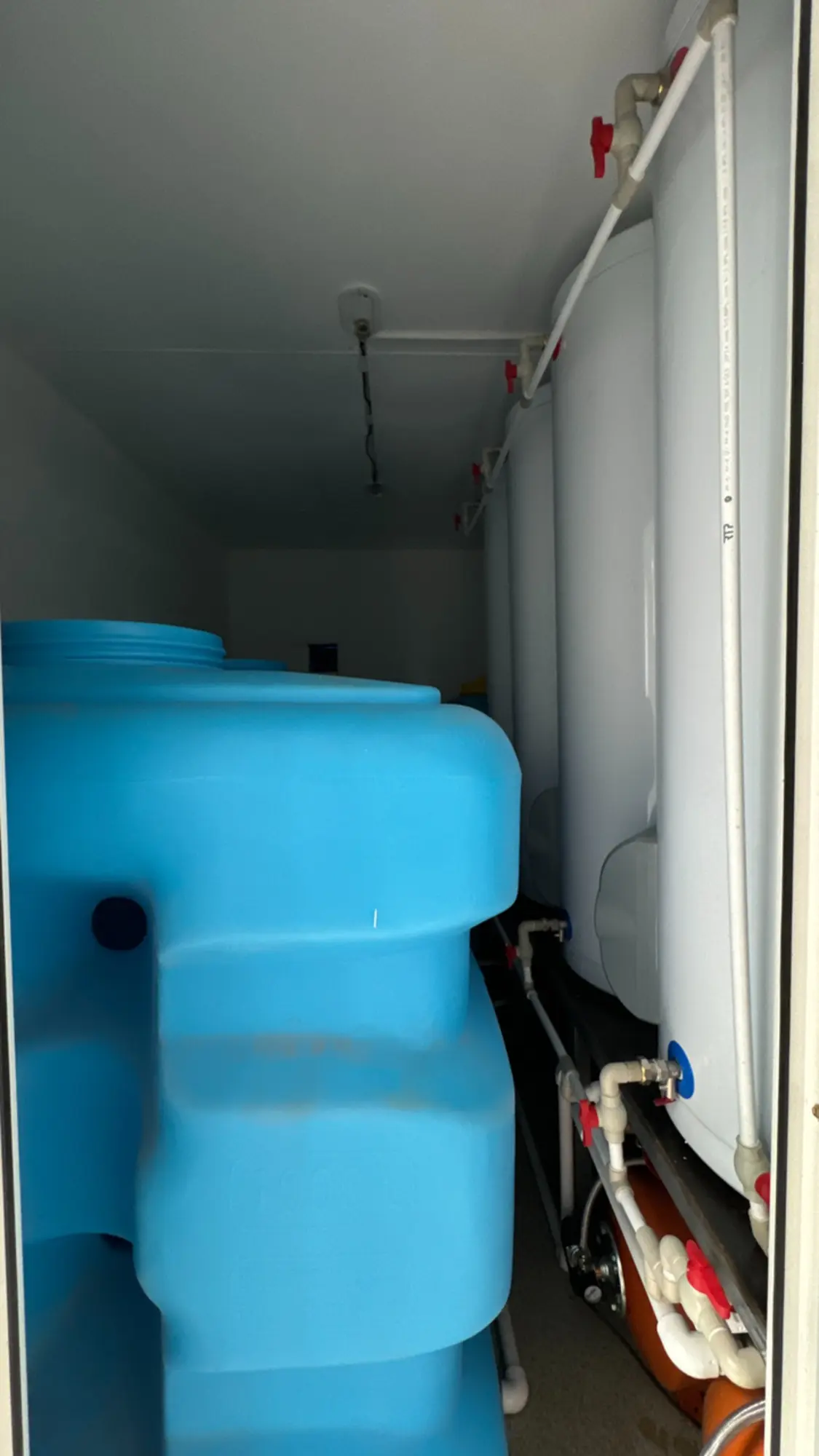 Душевая на базе 40-футового контейнера (8 / 9)