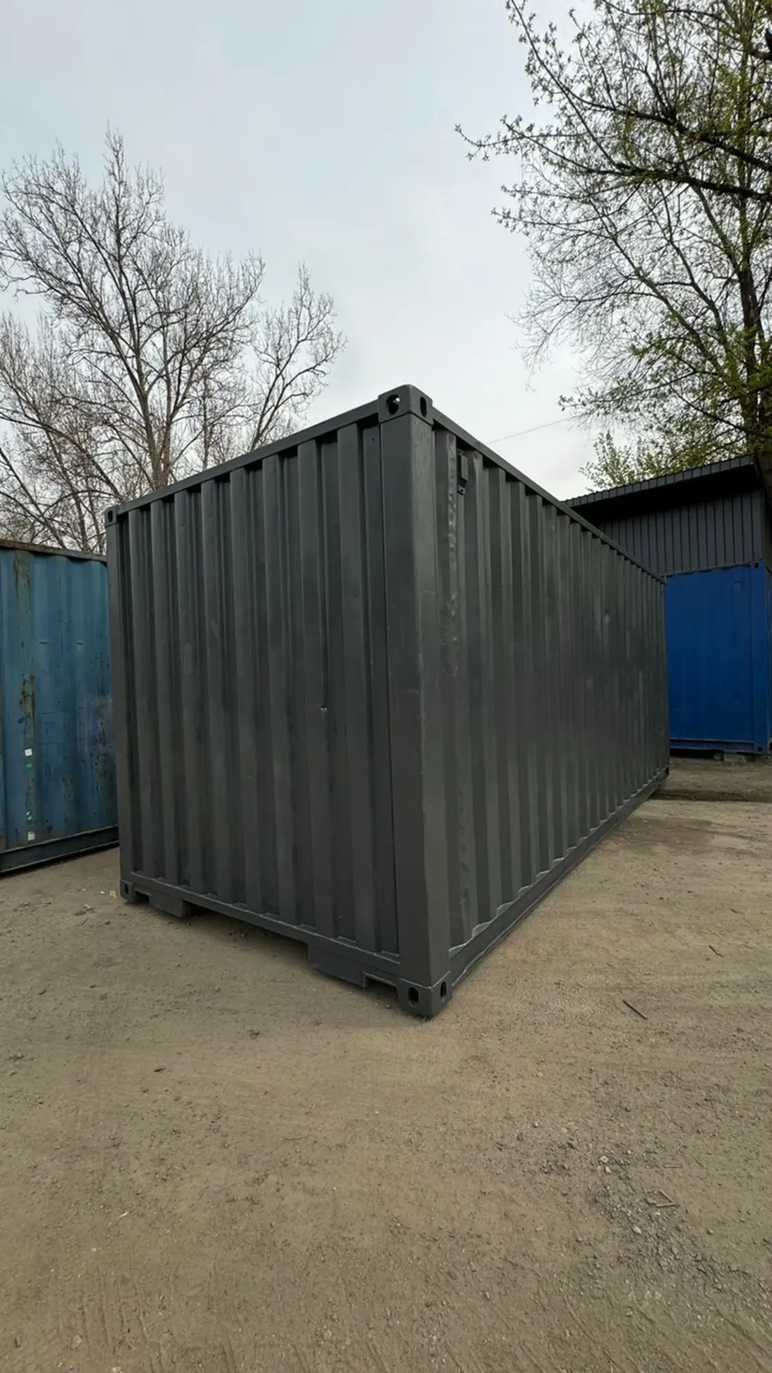 Бытовка стандартная, антрацит, на базе 20-футового контейнера (2 / 7)