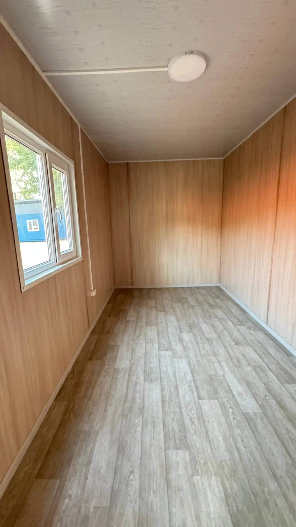 Бытовка с 2 комнатами, антрацит, на базе 40-футового футового морского контейнера (3 / 7)