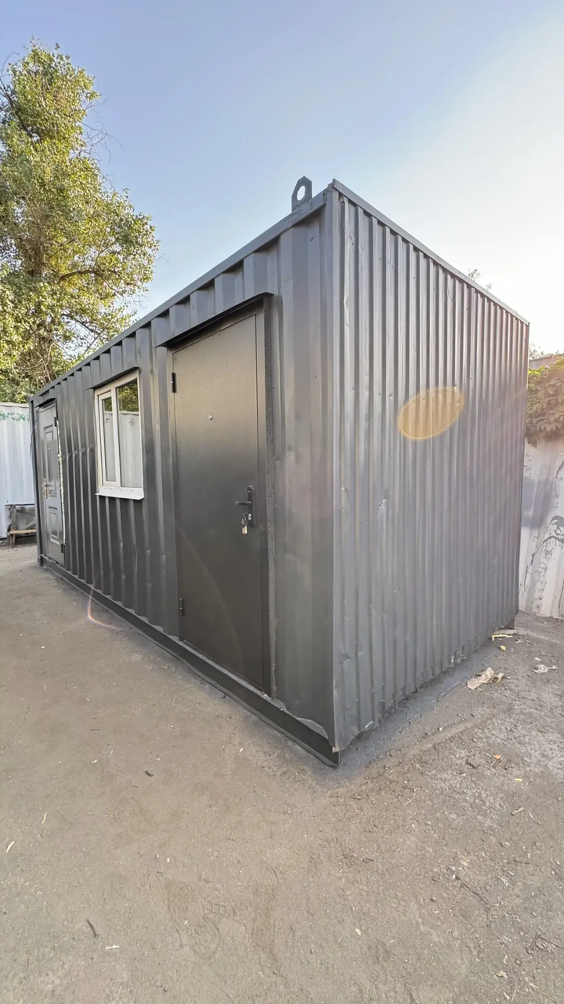 Служебный блок-контейнер со складом, на базе 20-футового контейнера (4 / 5)