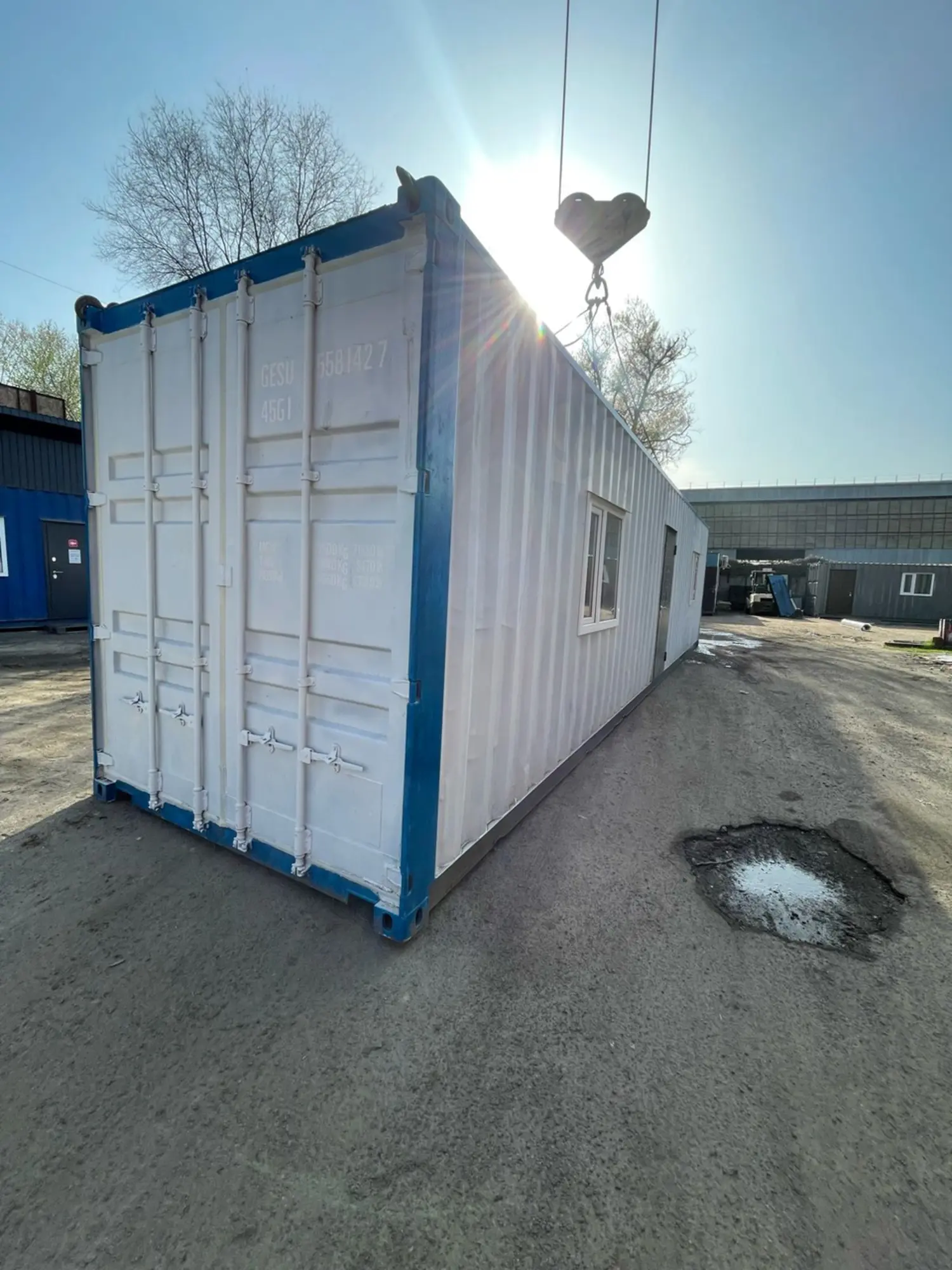 Бытовка с 2 комнатами, на базе 40-футового контейнера (1 / 6)