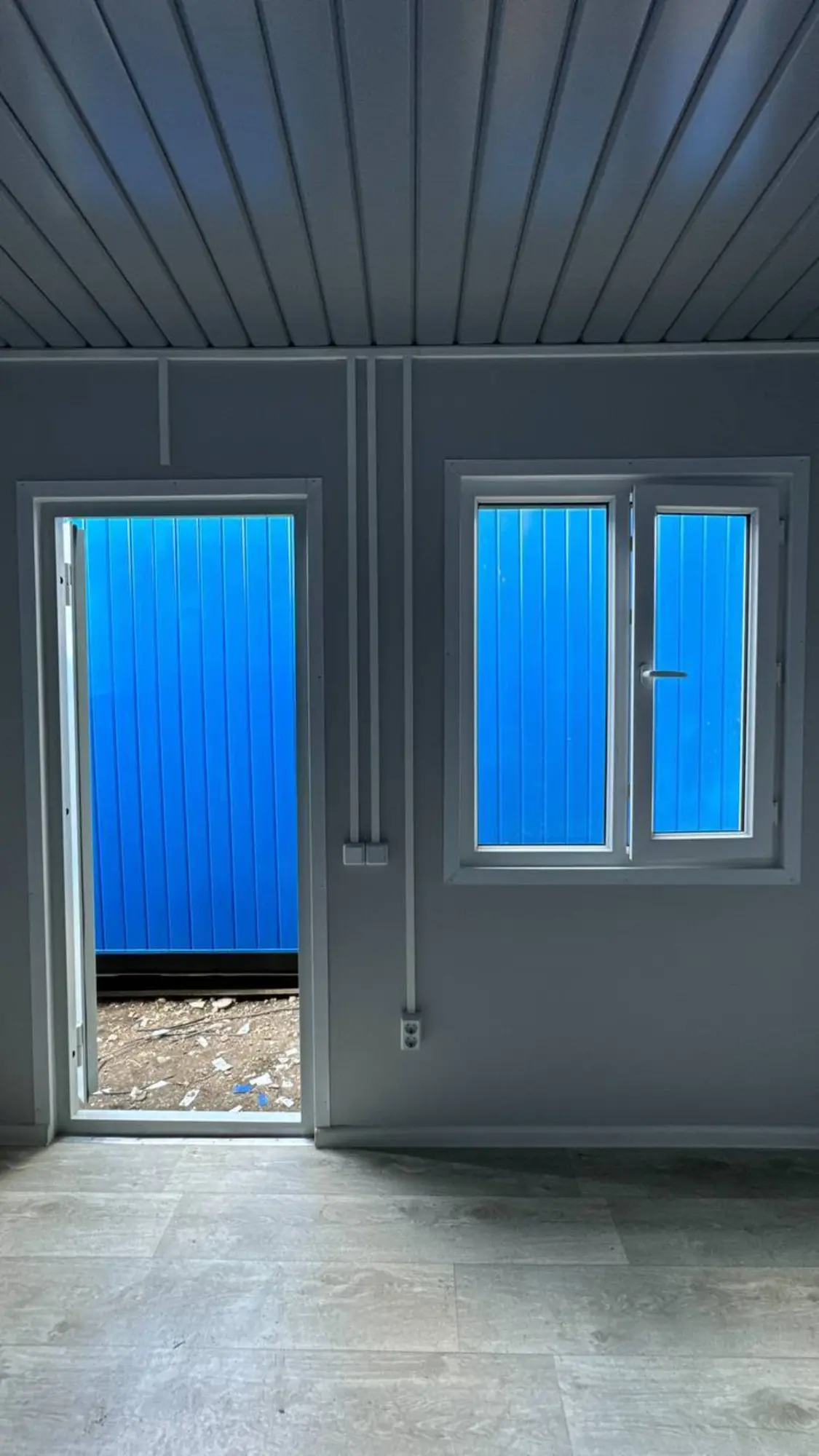 Бытовка с 3 комнатами, на базе 40-футового контейнера (5 / 10)