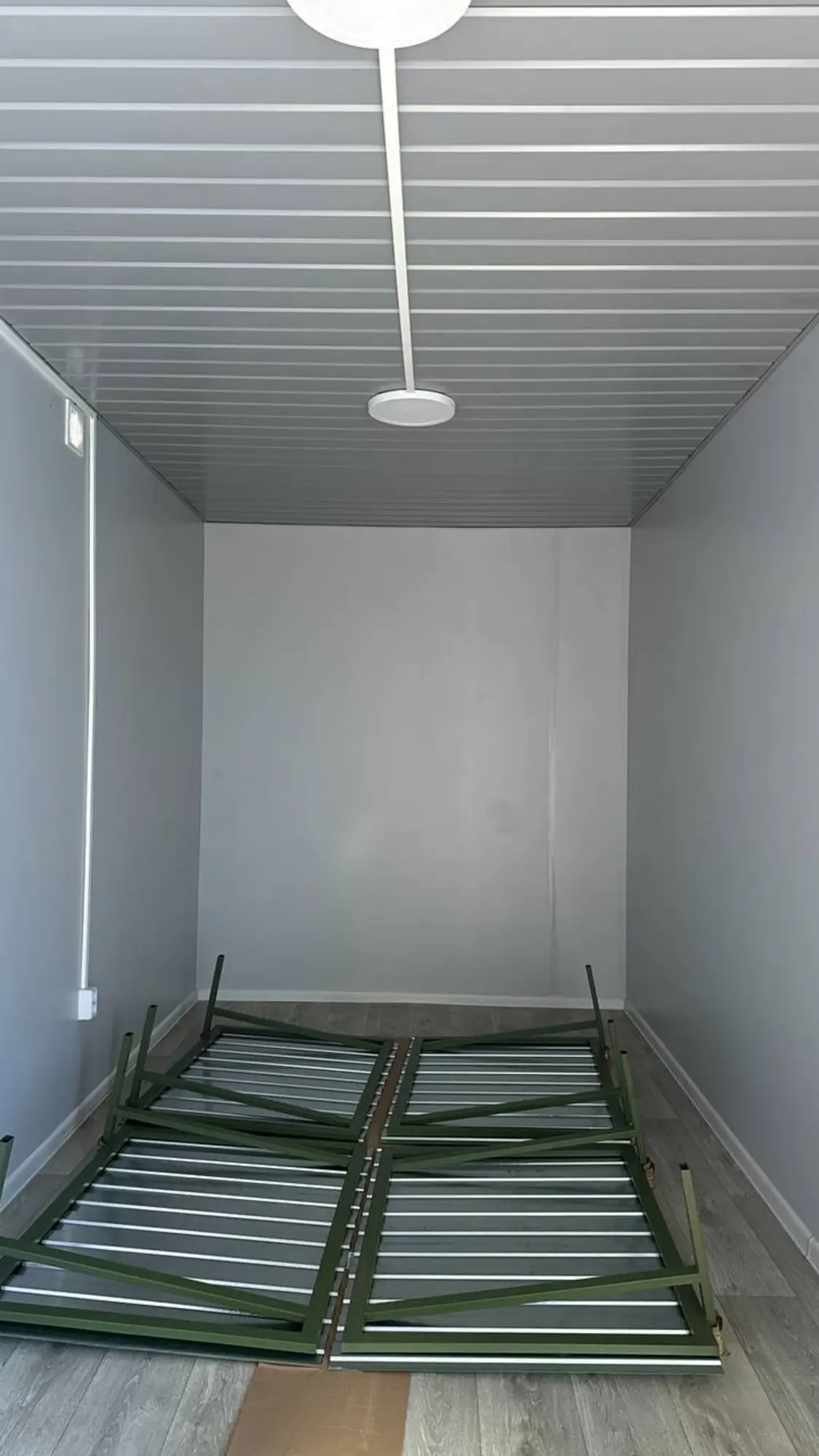 Бытовка с 3 комнатами, на базе 40-футового контейнера (8 / 10)