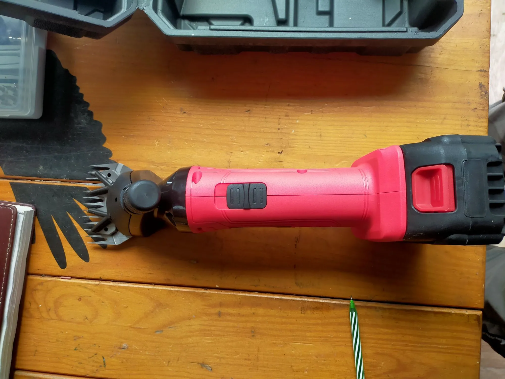 Машинка для стрижки овец на батарейках қой қырқатын машинка (3 / 7)