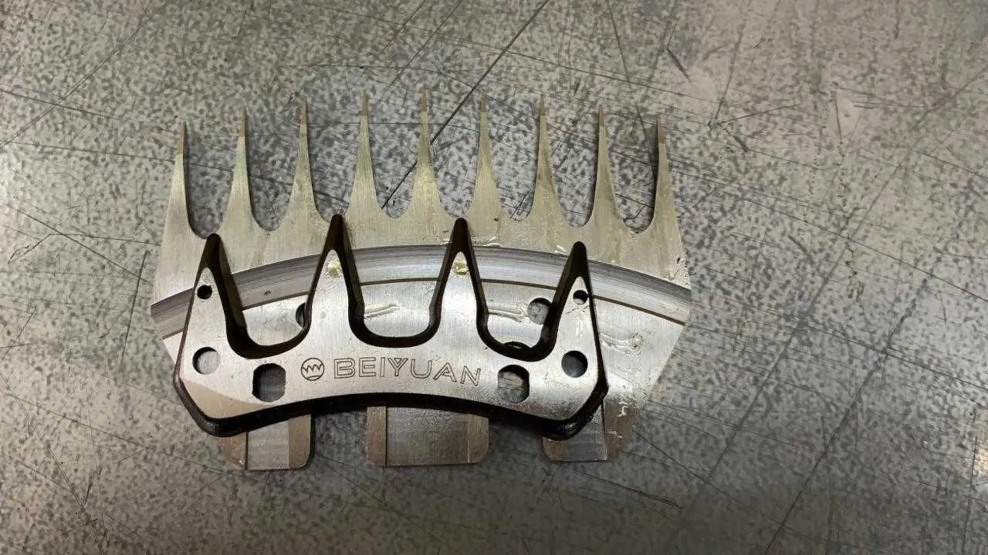 Нож, ножи, пішақ  для стрижки овец, баранов (1 / 2)