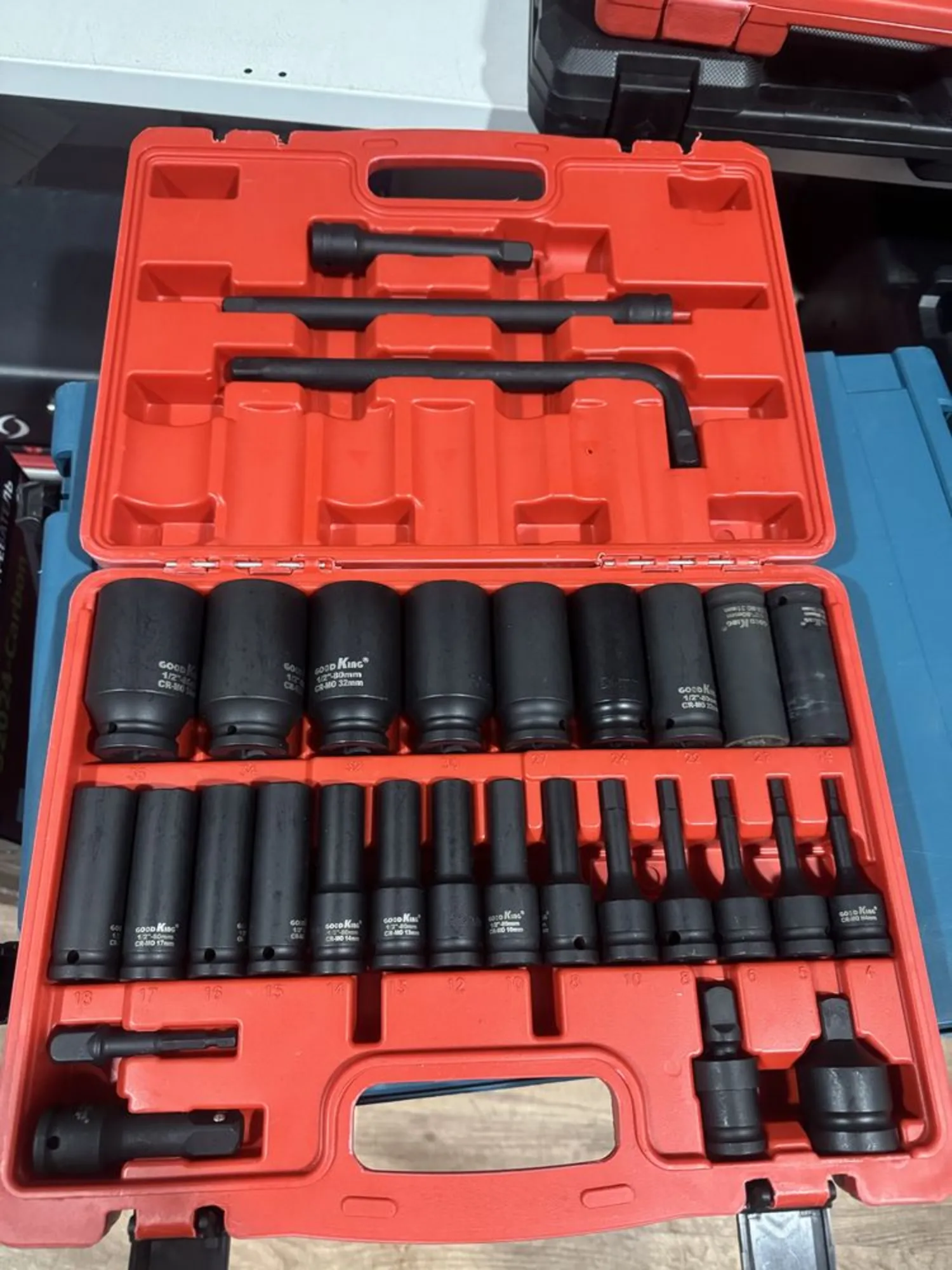 Каленые  головки 16 предметов набор ключей (2 / 3)