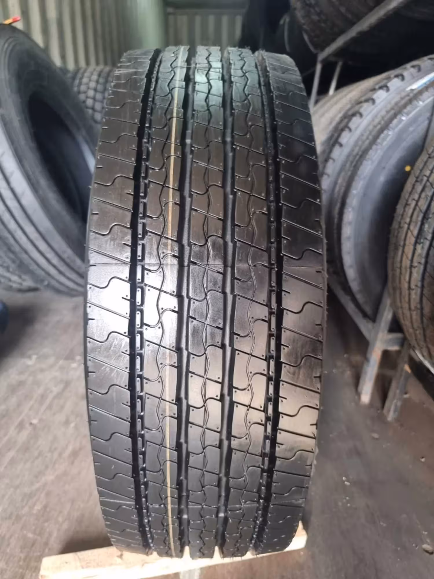 245/70R17.5-16PR TR685 （136/134M）TRIANGLE, в рассрочку (1 / 5)