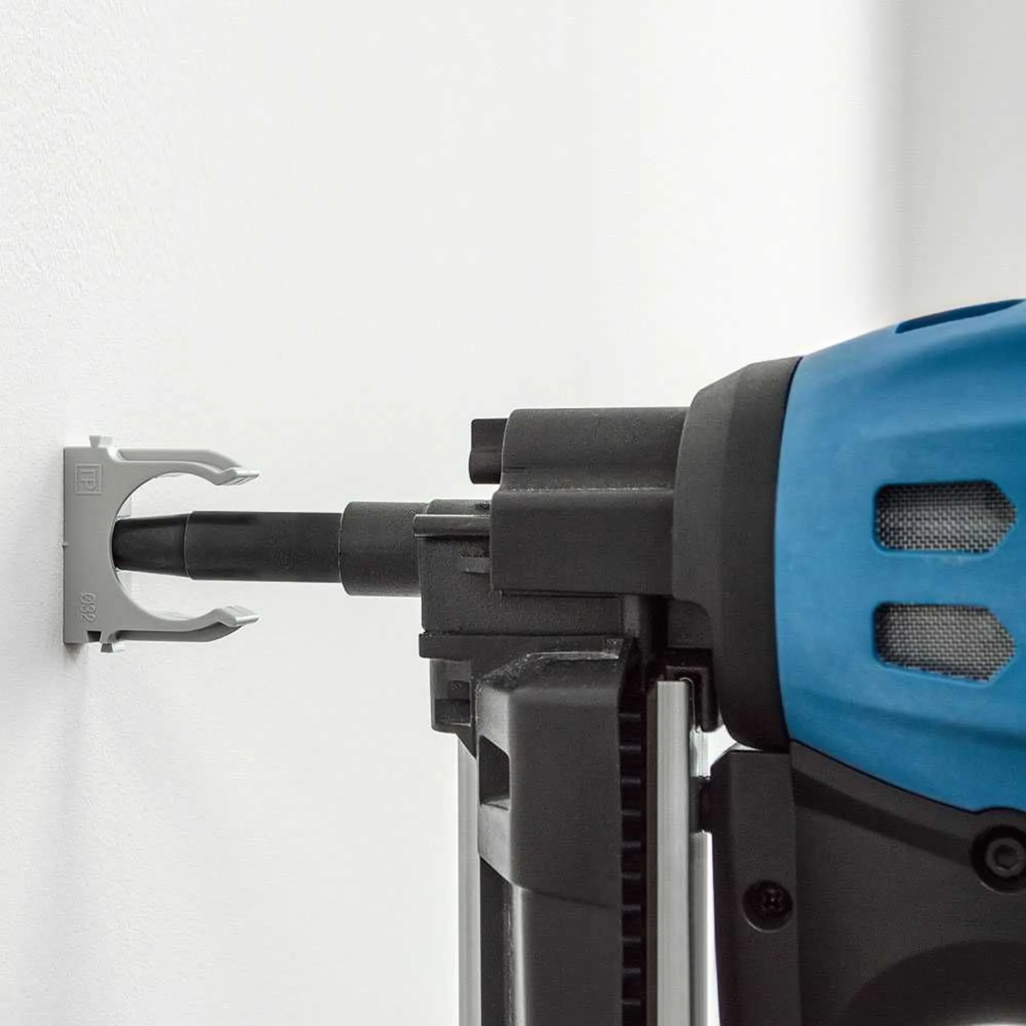 Монтажный пистолет TOUA GSN50 Для дюбелей Гвоздезабивной По бетону (1 / 5)