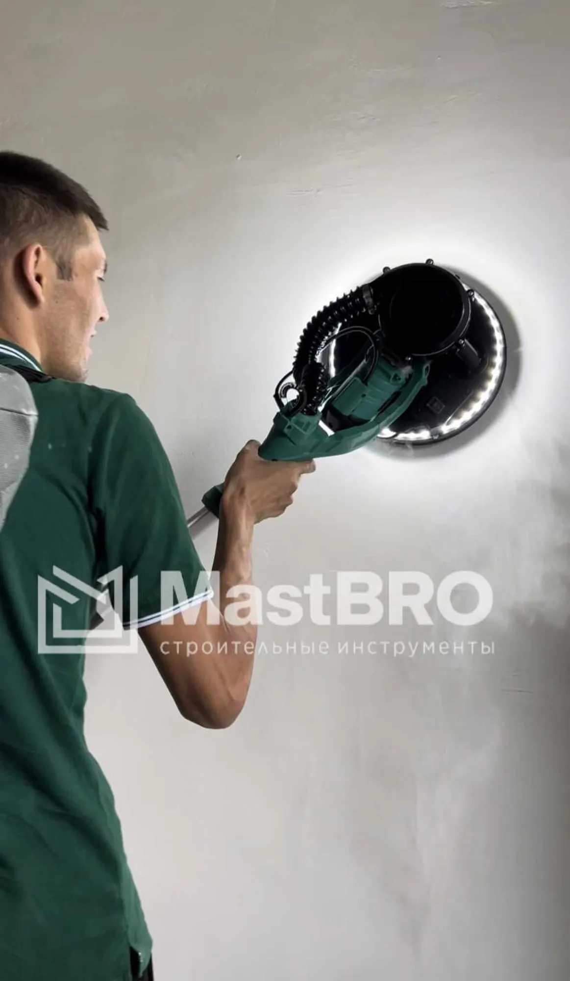 Шкурочный аппарат 950ВТ  (подсветка,пылесборник,чехол,5 наждачек) (2 / 6)