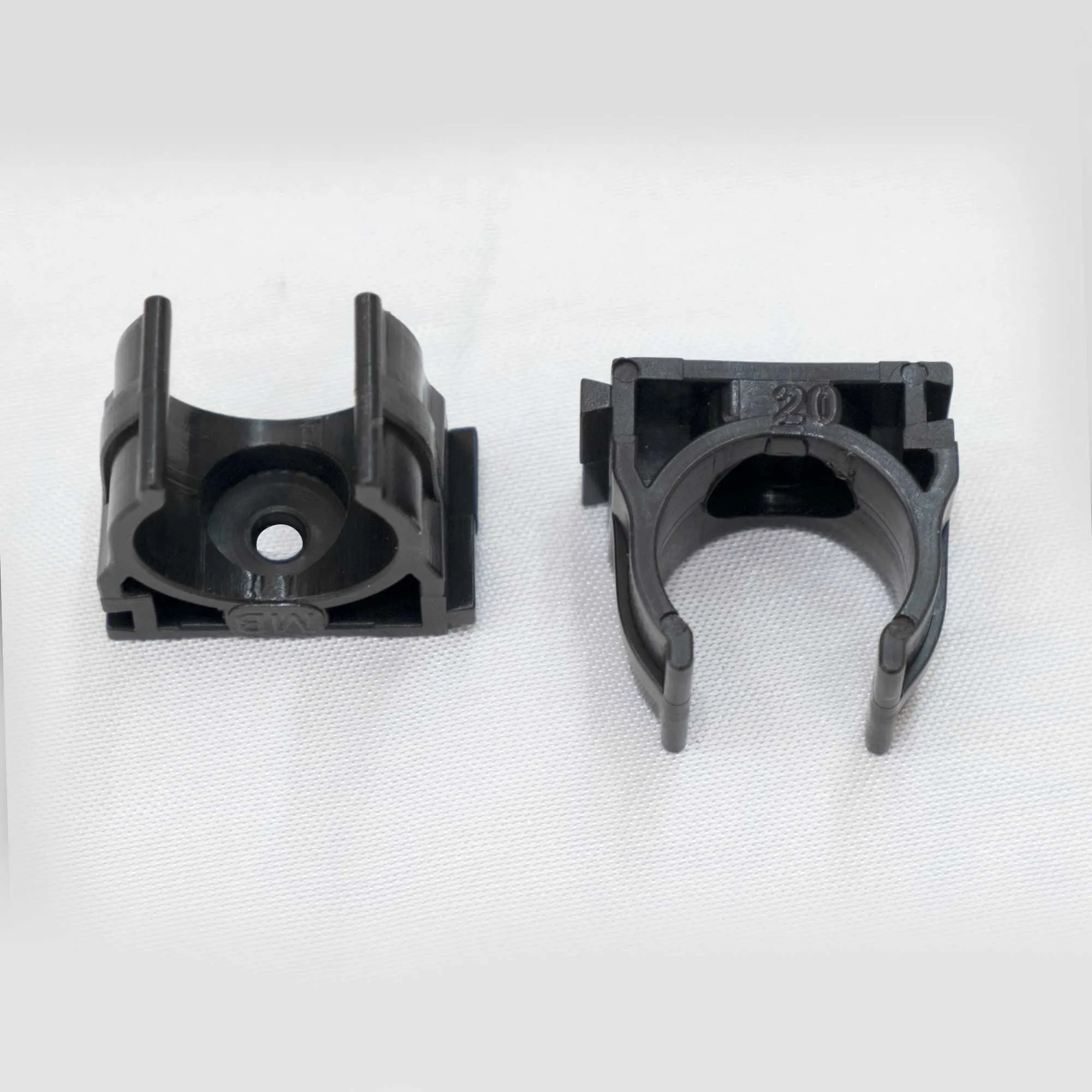 Крепеж-Клипса MastBRO 20мм (первичный полиэтилен) Крепкие Эластичные (2 / 2)