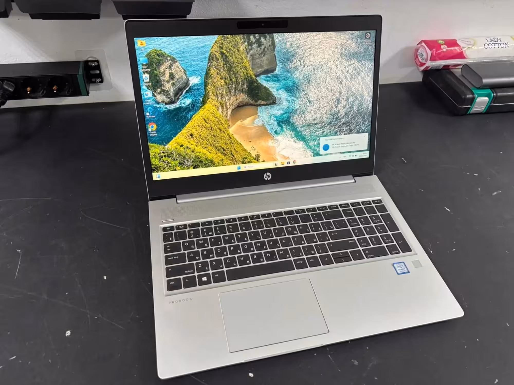 Ноутбук Hp core i7/Озу 16гб/SSD для любых задач. работает шустро (2 / 3)
