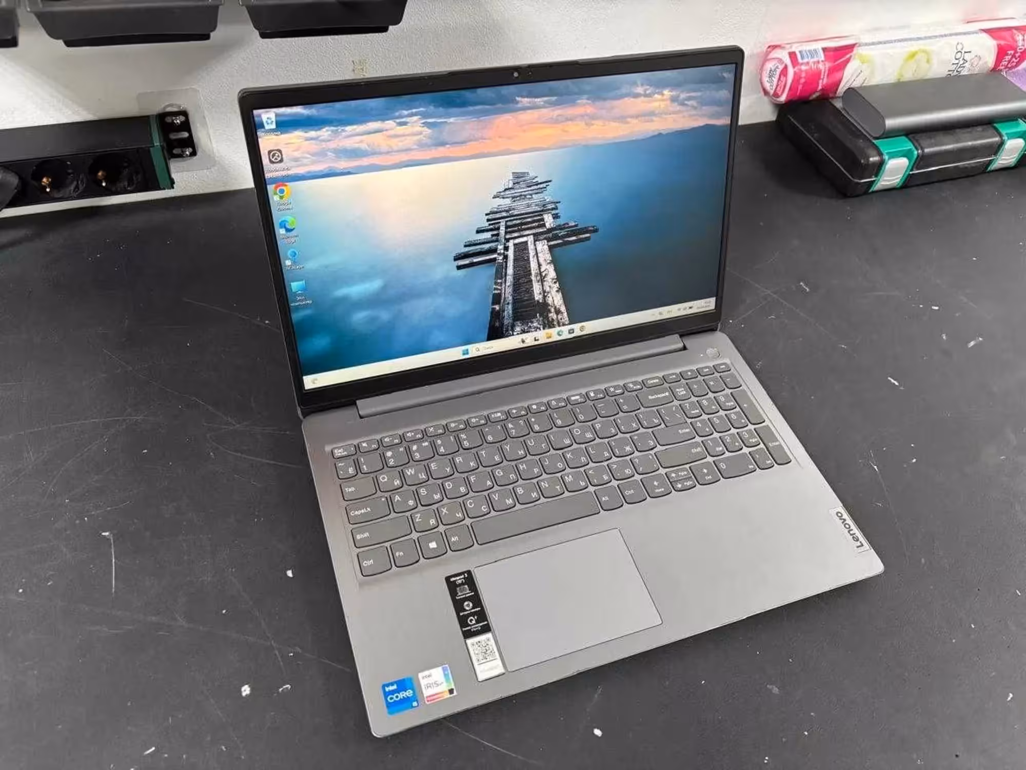 Ноутбук Lenovo CORE i5-11/SSD 512 в идеальном состояний (2 / 3)
