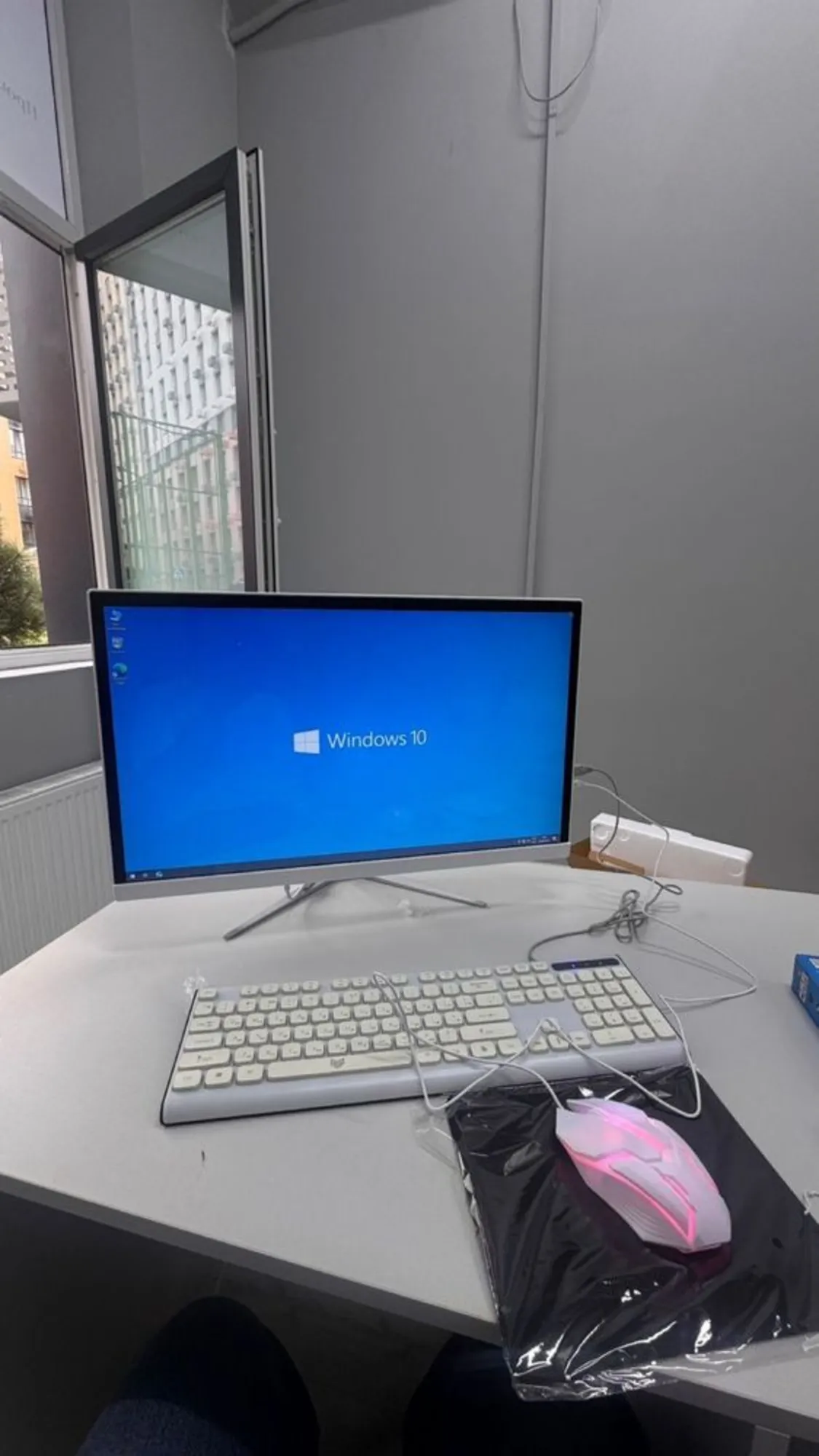 Моноблоки новые 24дюйм (1 / 2)