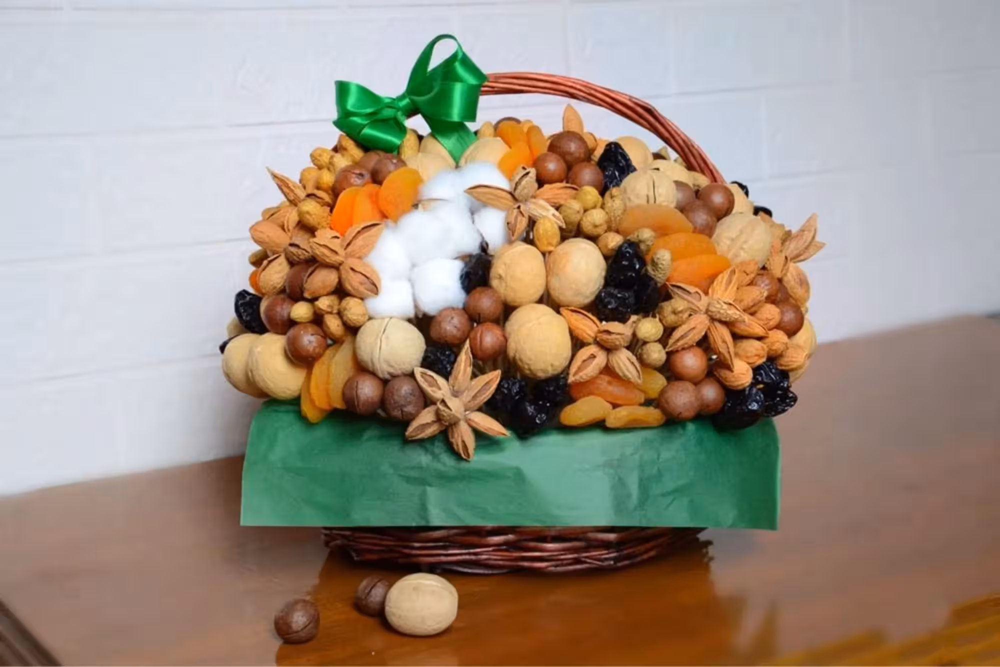 Корзина сухофруктами Алматы (3 / 8)