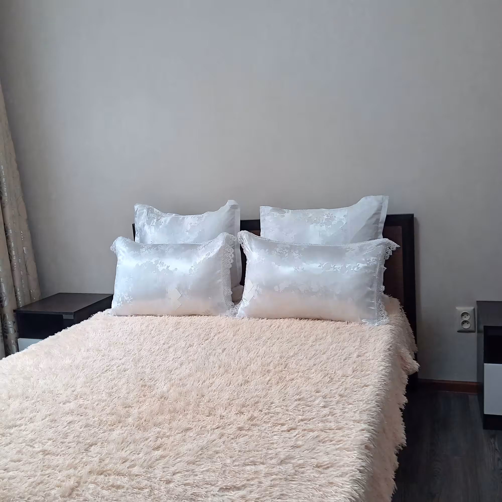 Сдаётся посуточно квартира в Центре 2-х комнатная (2 / 14)