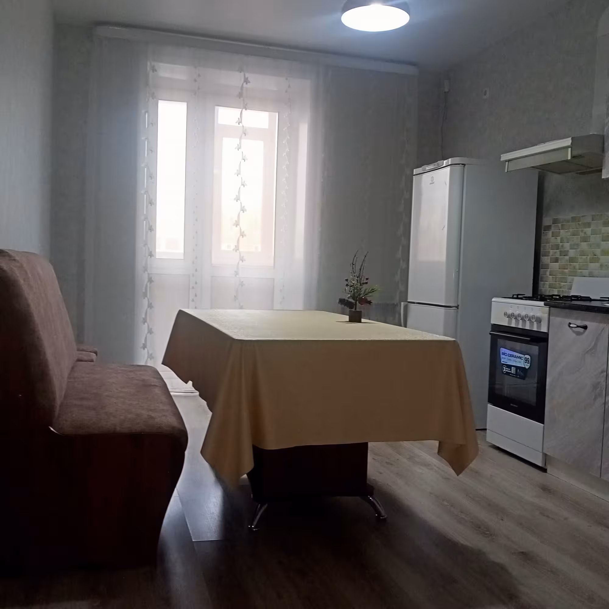 Сдаётся посуточно 2 комнатная мкр. Береке (13 / 17)