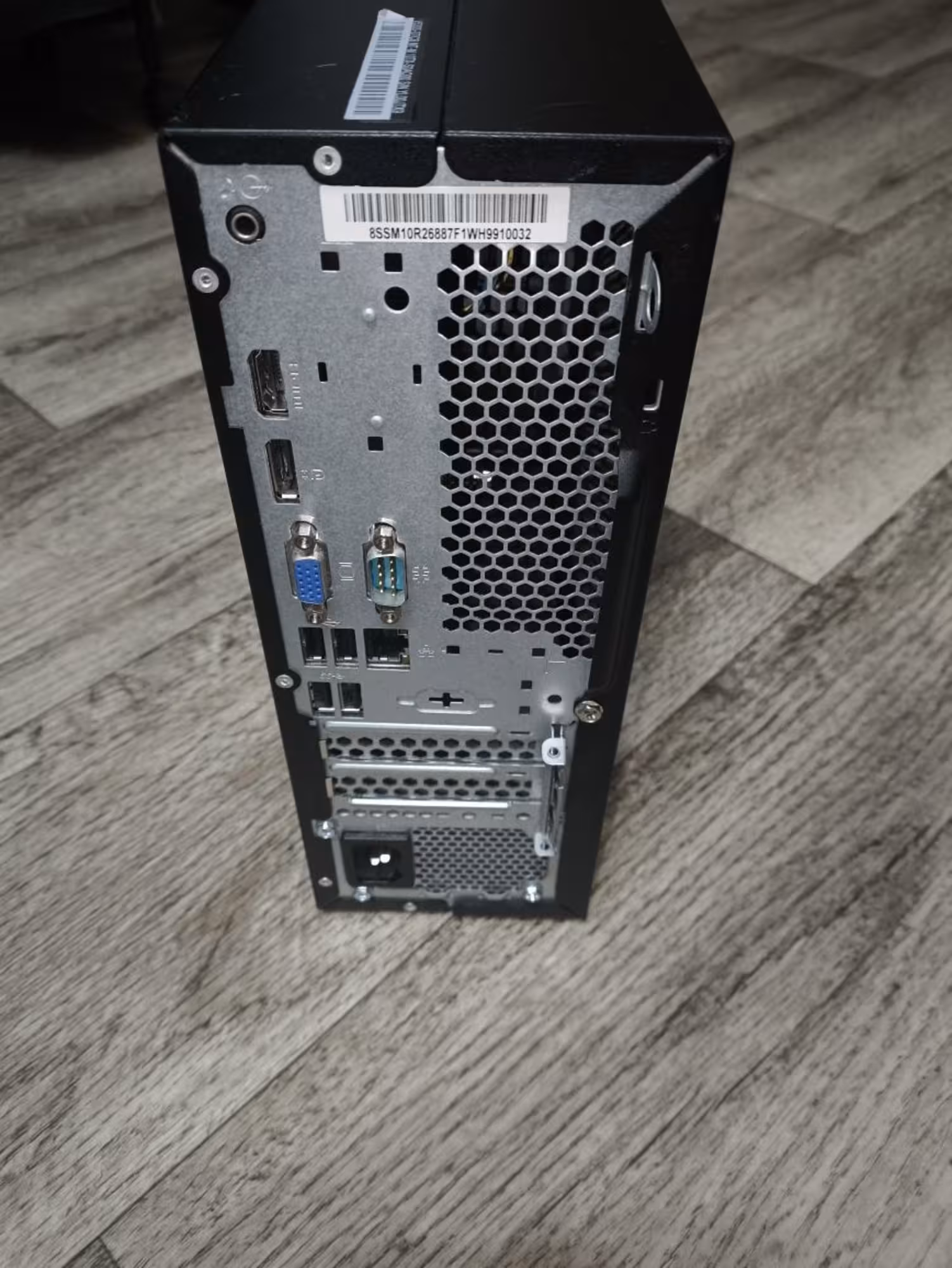 Компьютеры для работы и учебы Lenovo (4 / 8)