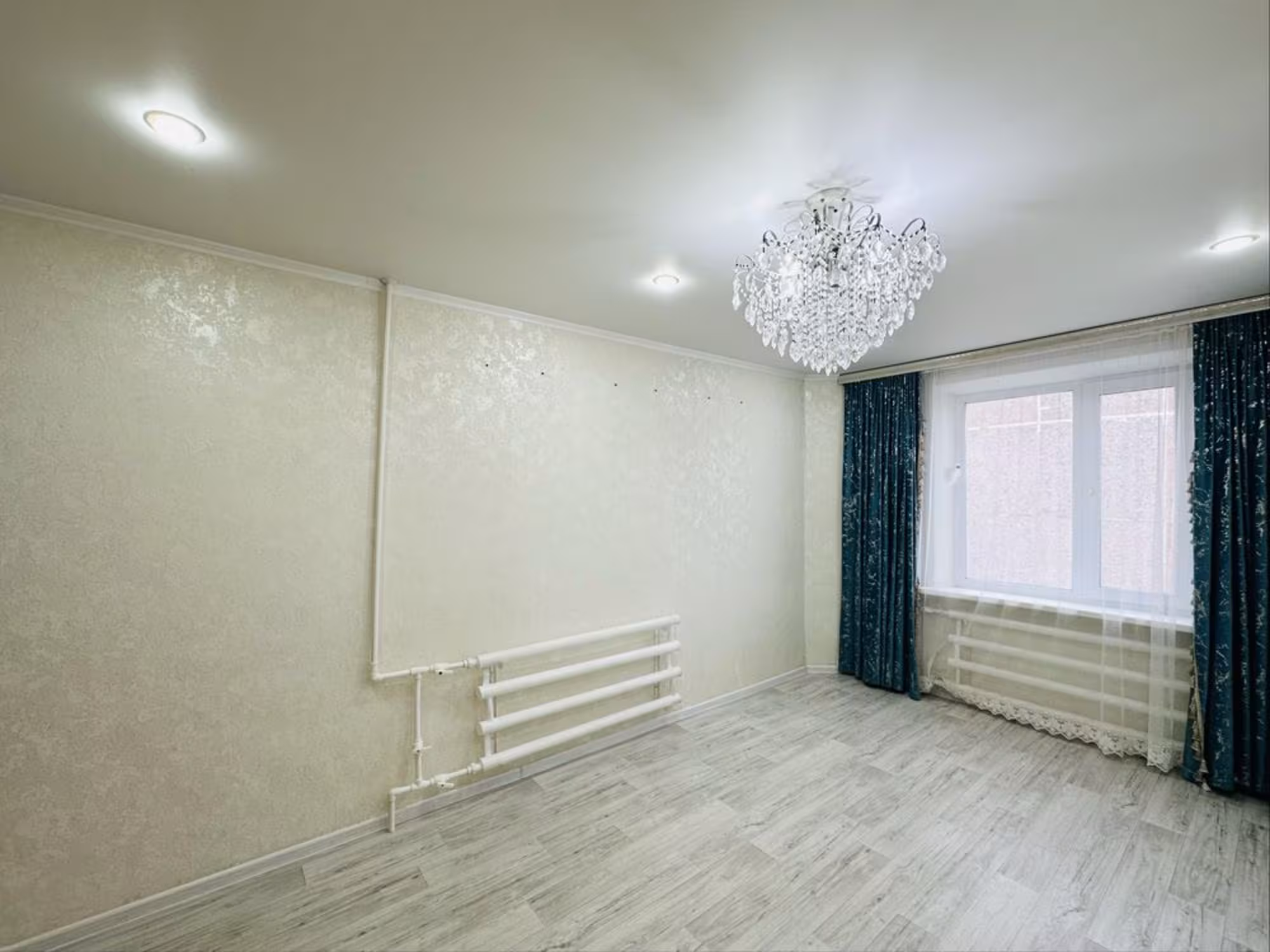 В нижнем Центре-3 предлагаем 3-комнатную квартиру на 4-этаже (3 / 14)