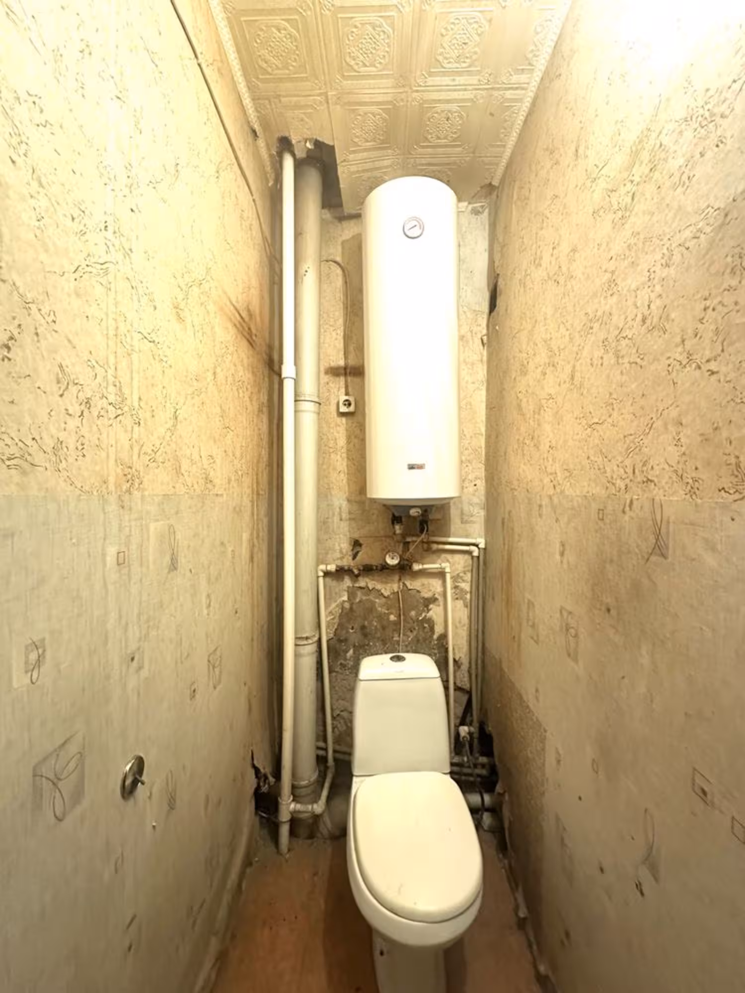 На 31-квартале предлагаем 1-комнатную квартиру на 1-этаже (5 / 6)