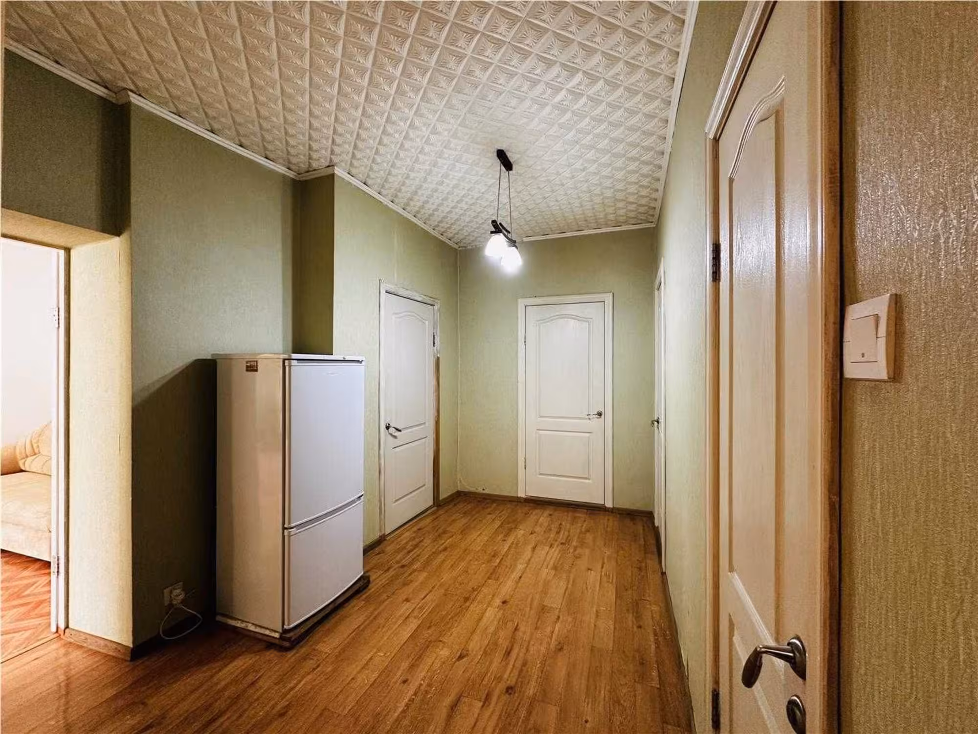 В п. Долинка предлагаем 4-комнатный дом с центральными коммуникациями (13 / 13)