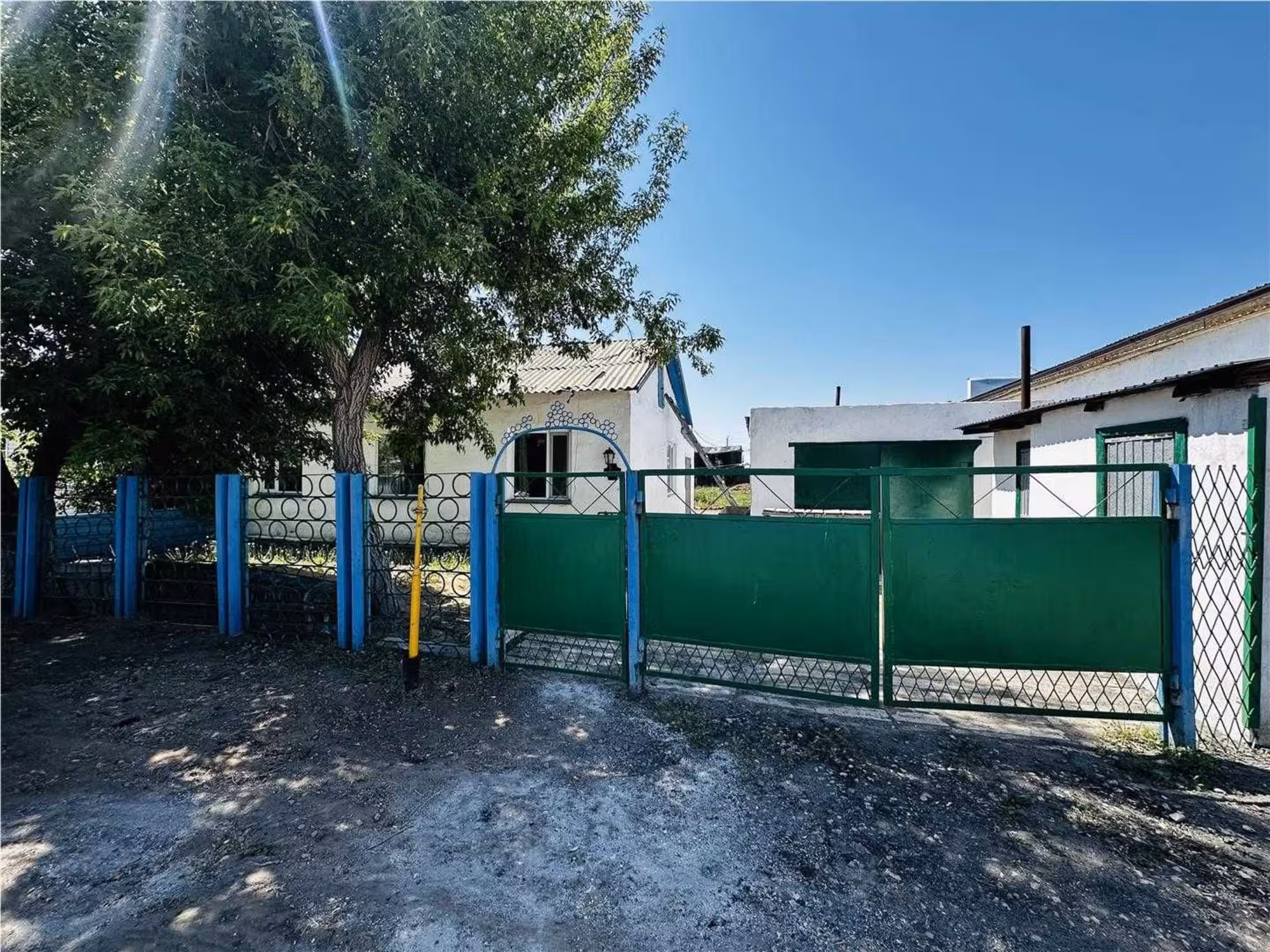 В п. Северо-Западный предлагаем 4-комнатный дом (1 / 9)