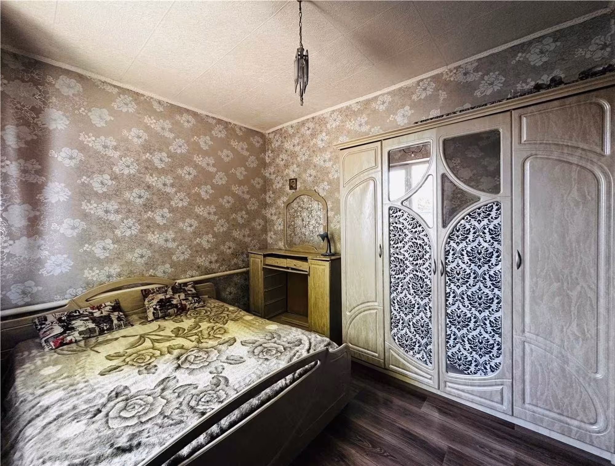 В п. Северо-Западный предлагаем 4-комнатный дом (4 / 9)