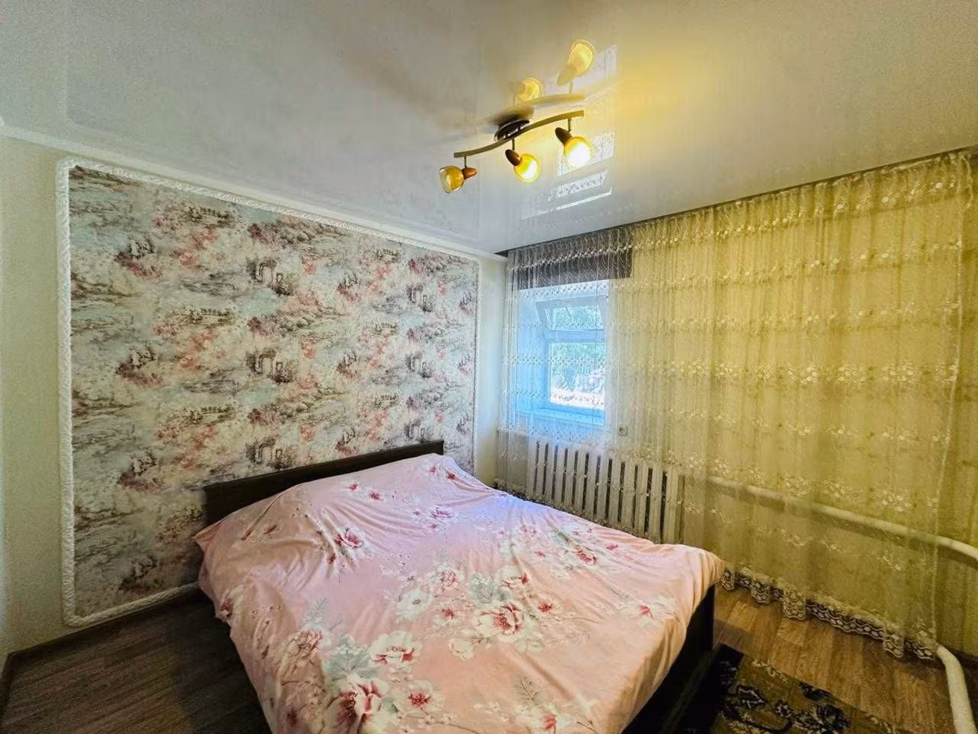 В п. Долинка предлагаем 4-комнатный дом на 1-хозяина (6 / 17)