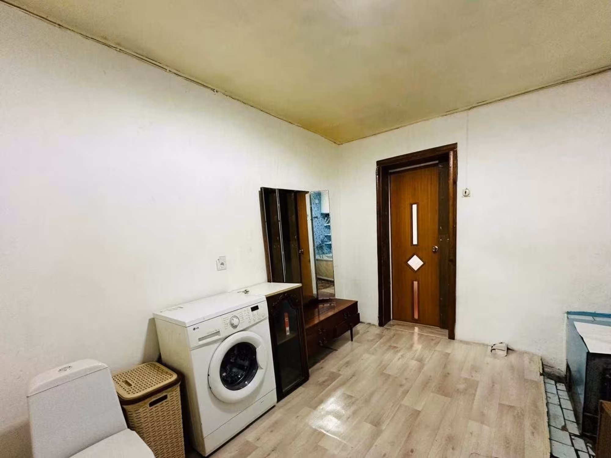 В п. Долинка предлагаем 4-комнатный дом на 1-хозяина (14 / 17)