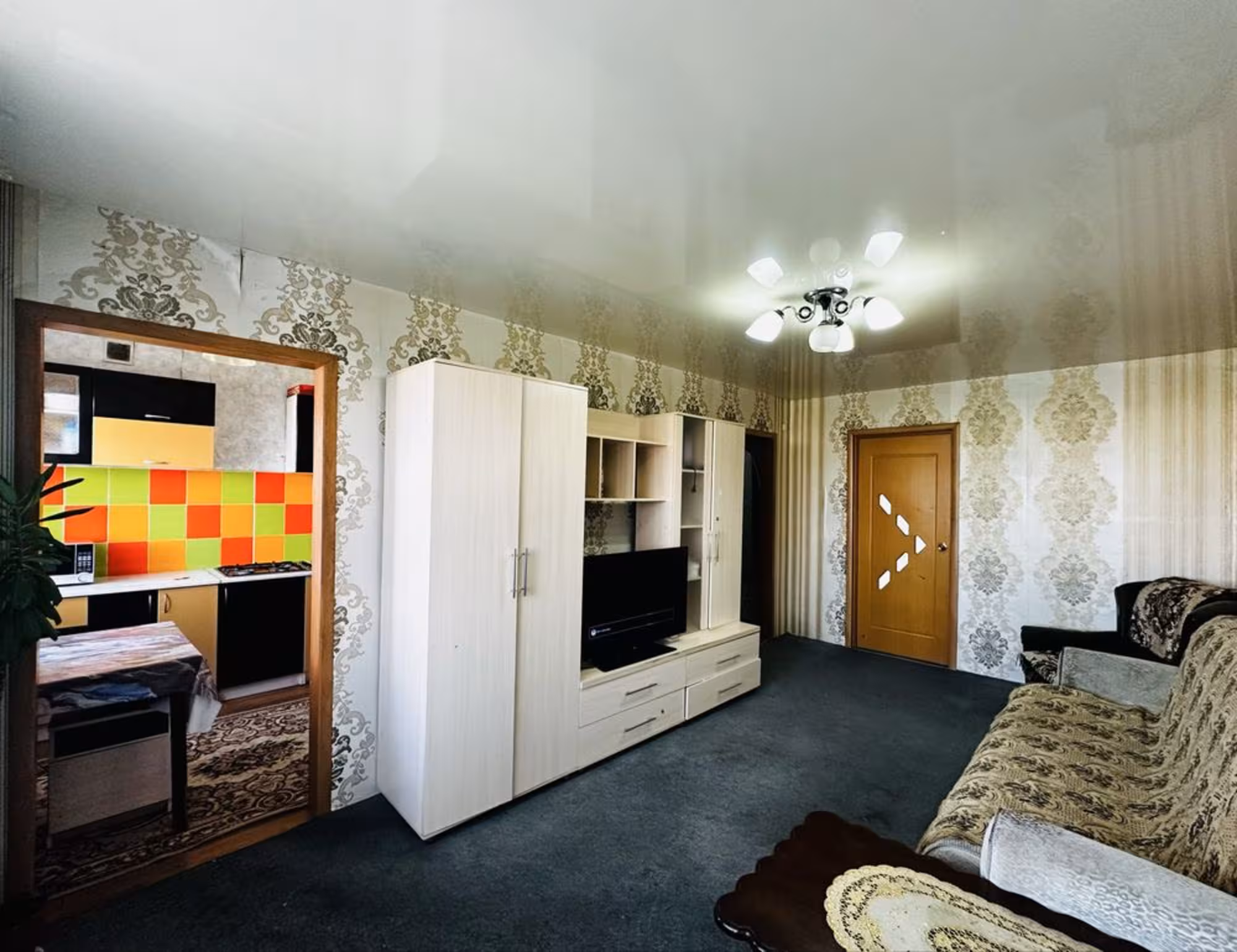 На 30-квартале предлагаем 2-комнатную квартиру (2 / 7)