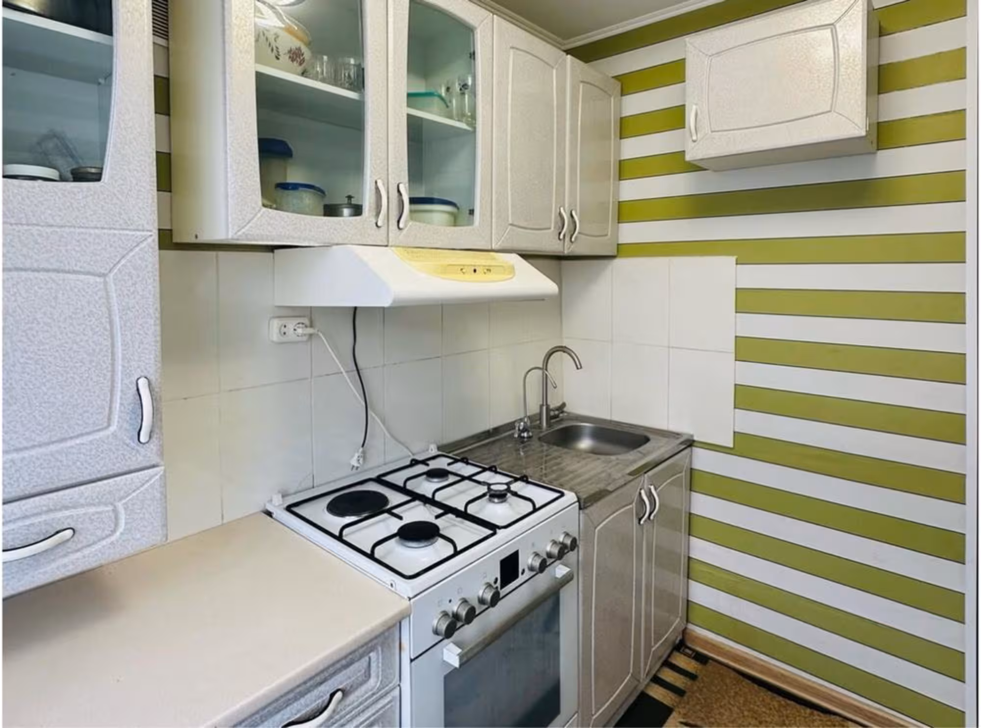 На 26-квартале предлагаем 2-комнатную квартиру на 3-этаже (6 / 10)