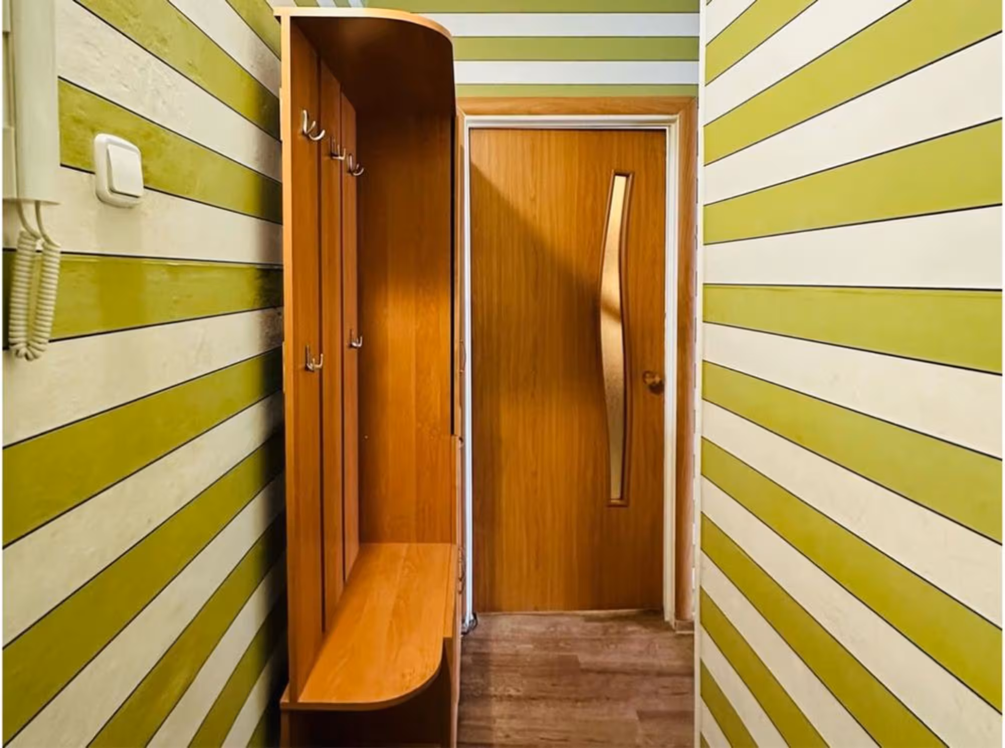 На 26-квартале предлагаем 2-комнатную квартиру на 3-этаже (8 / 10)