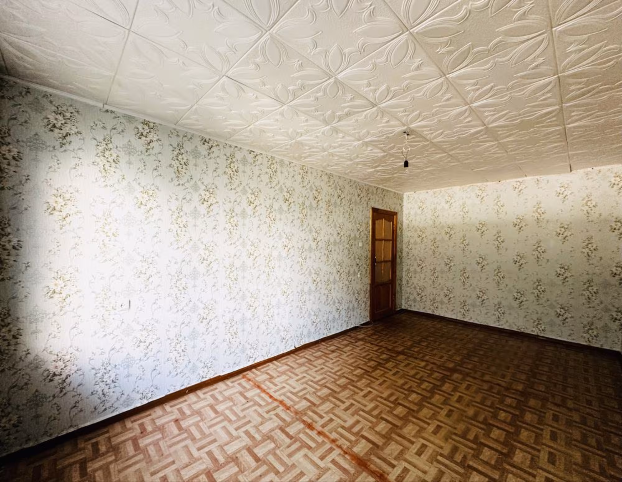 В нижнем Ценр-3 предлагаем 3-комнатную квартиру на 1-этаже (2 / 11)