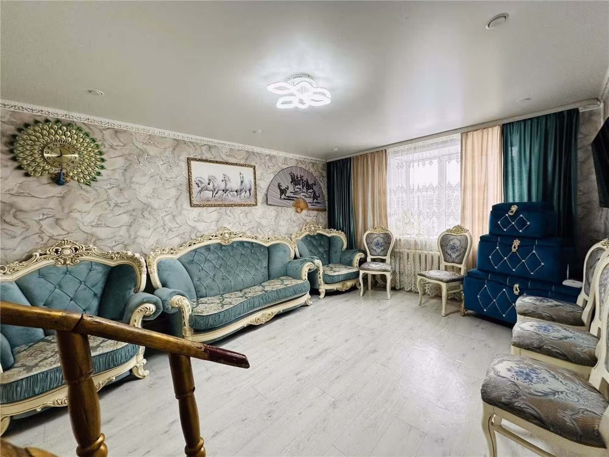 В п. Новодолинск предлагаем монолитный 2-этажный 6-комнатный дом (2 / 22)