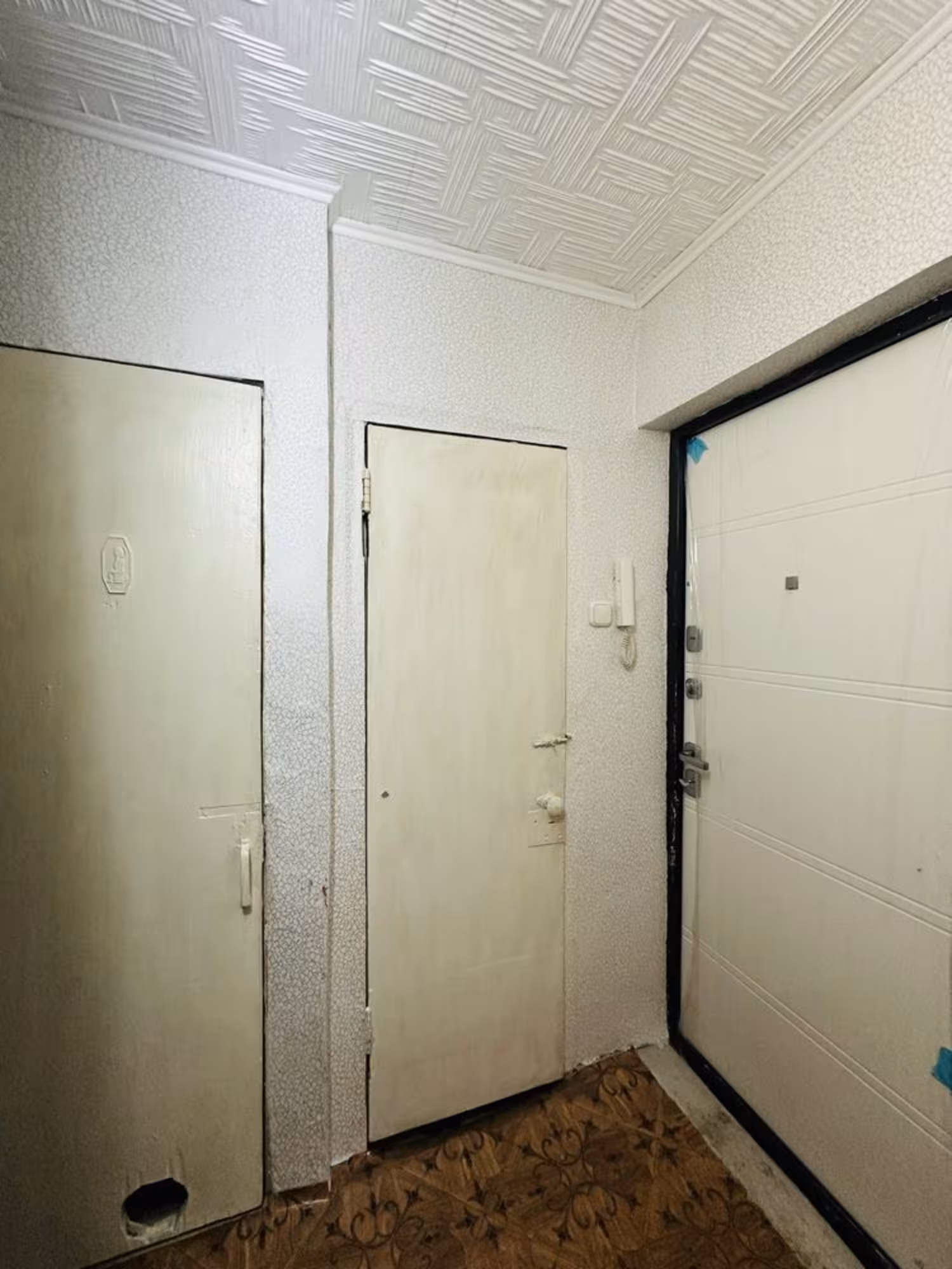 На 26-квартале предлагаем 4-комнатную квартиру на 2-этаже (12 / 12)