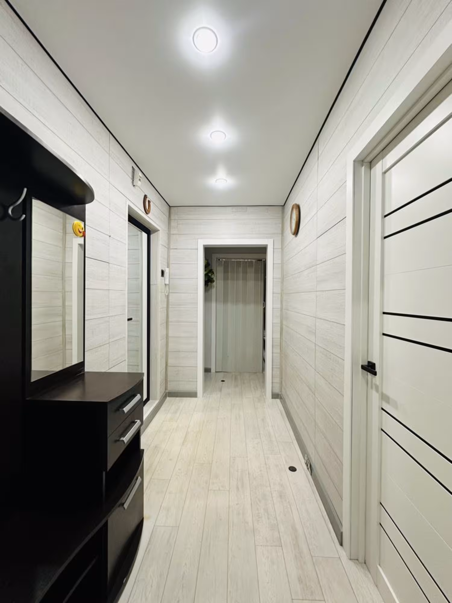 В верхнем Центре-3 предлагаем 3-комнатную квартиру на 1-этаже (14 / 17)