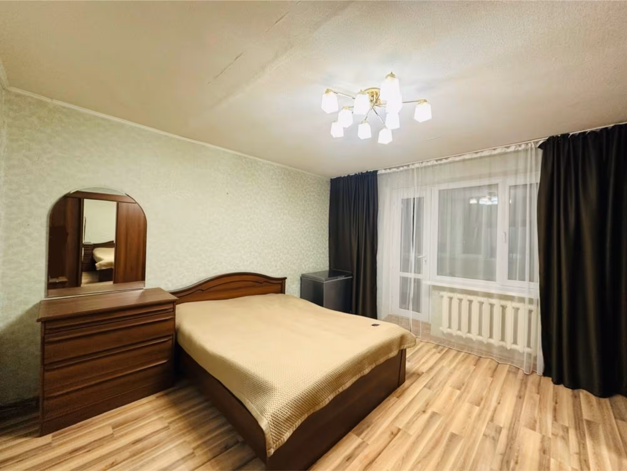 В нижнем Центр-3 предлагаем 3-комнатную квартиру на 4-этаже (1 / 13)