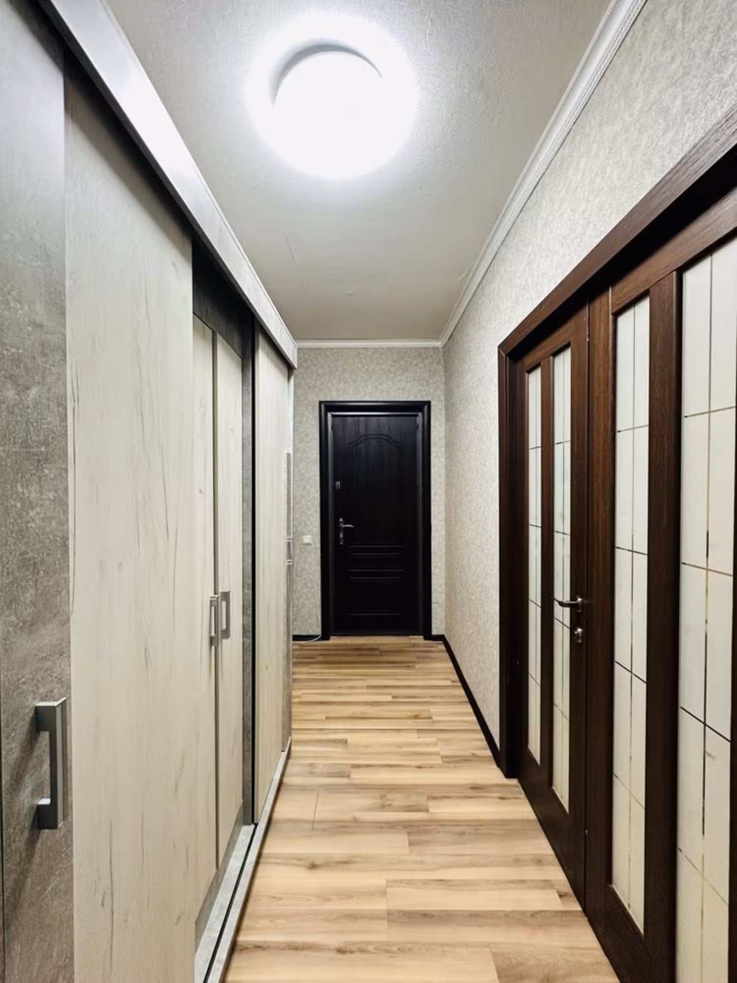 В нижнем Центр-3 предлагаем 3-комнатную квартиру на 4-этаже (13 / 13)