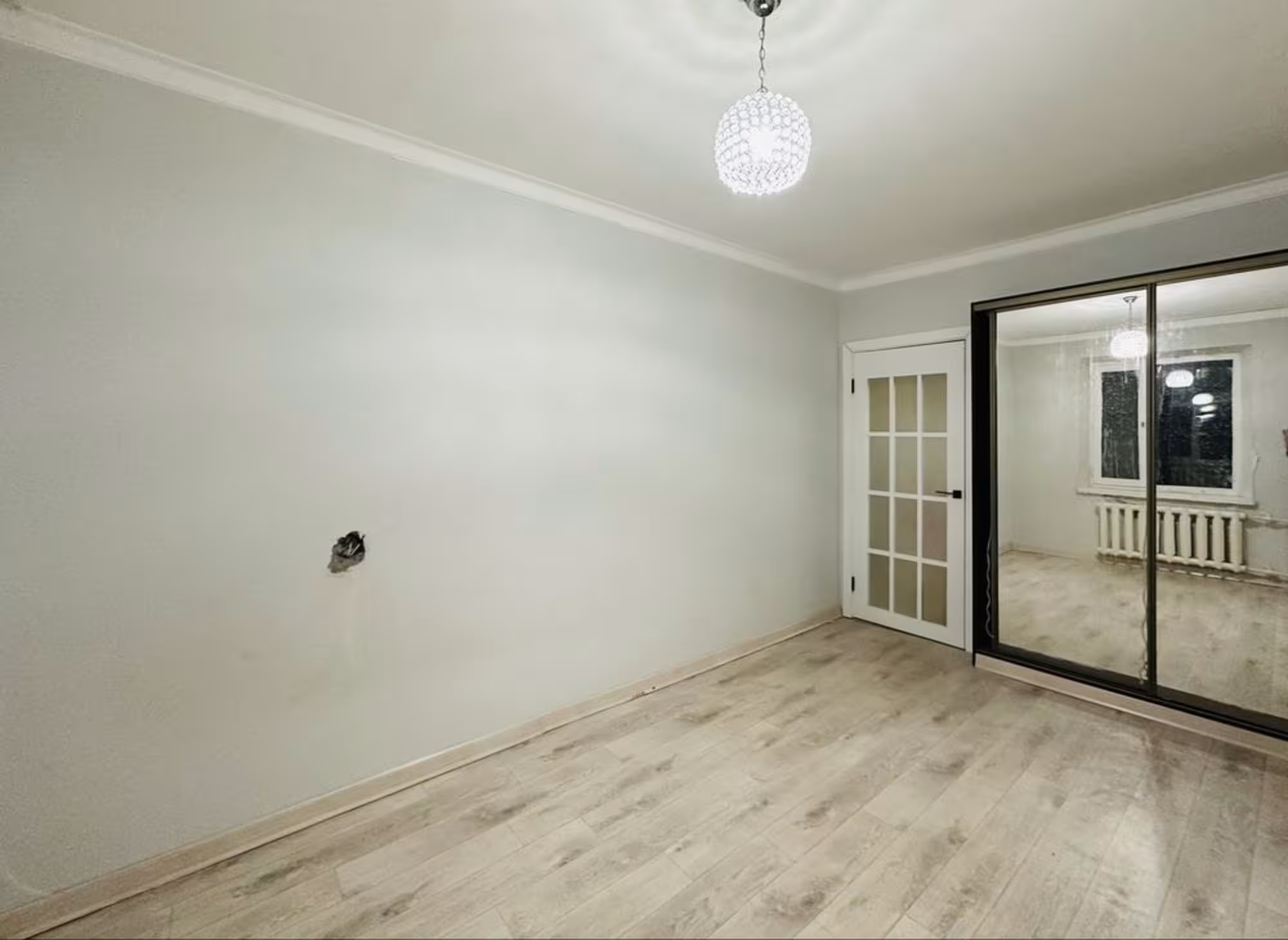 В нижнем Центр-3 предлагаем 3-комнатную квартиру на 2-этаже (6 / 14)