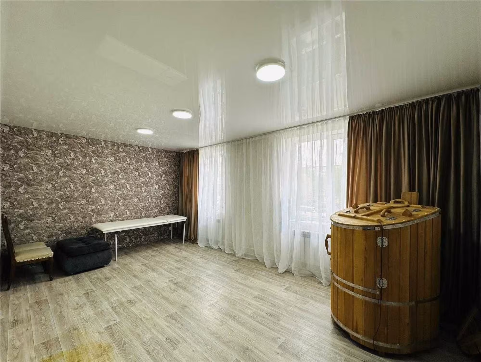 На 30-квартале предлагаем 2-комнатную квартиру на 1-этаже (3 / 11)