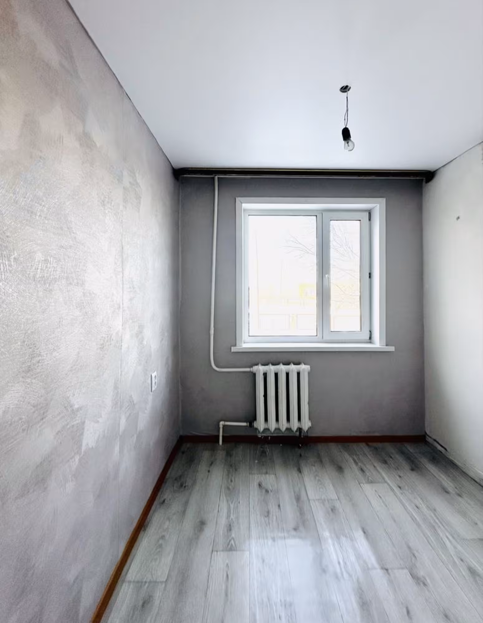 На 31-квартале предлагаем 2-комнатную квартиру на 2-этаже (5 / 12)