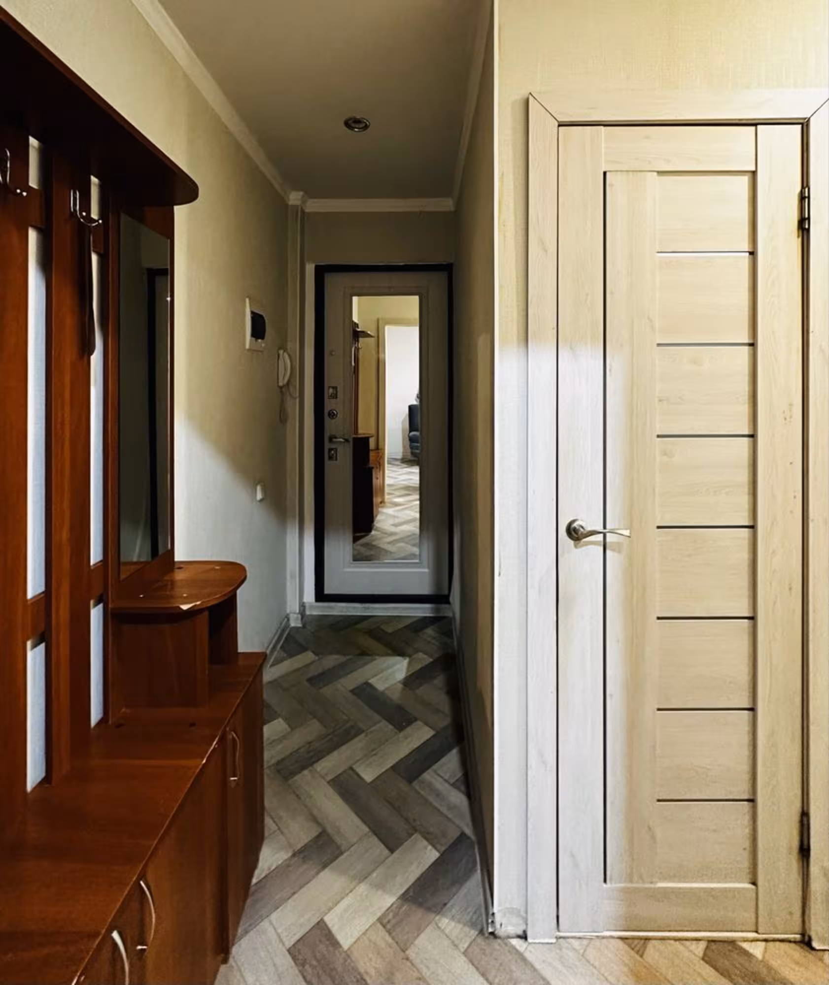 На 31-квартале предлагаем 2-комнатную квартиру на 4-этаже (8 / 8)