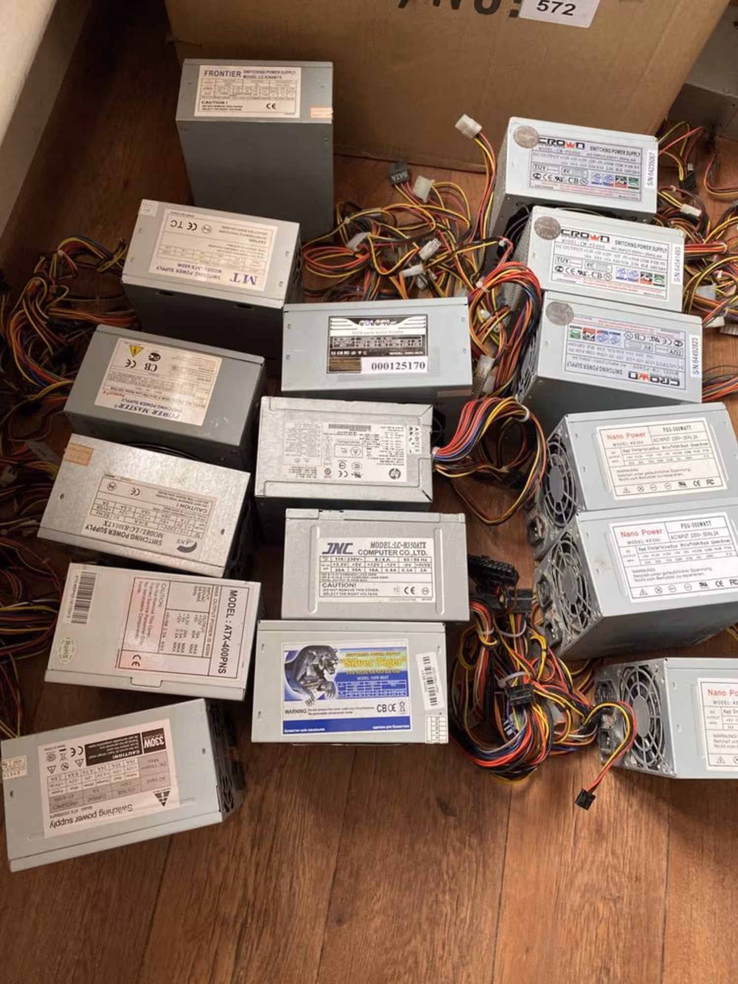 Блок питания новый (2 / 2)