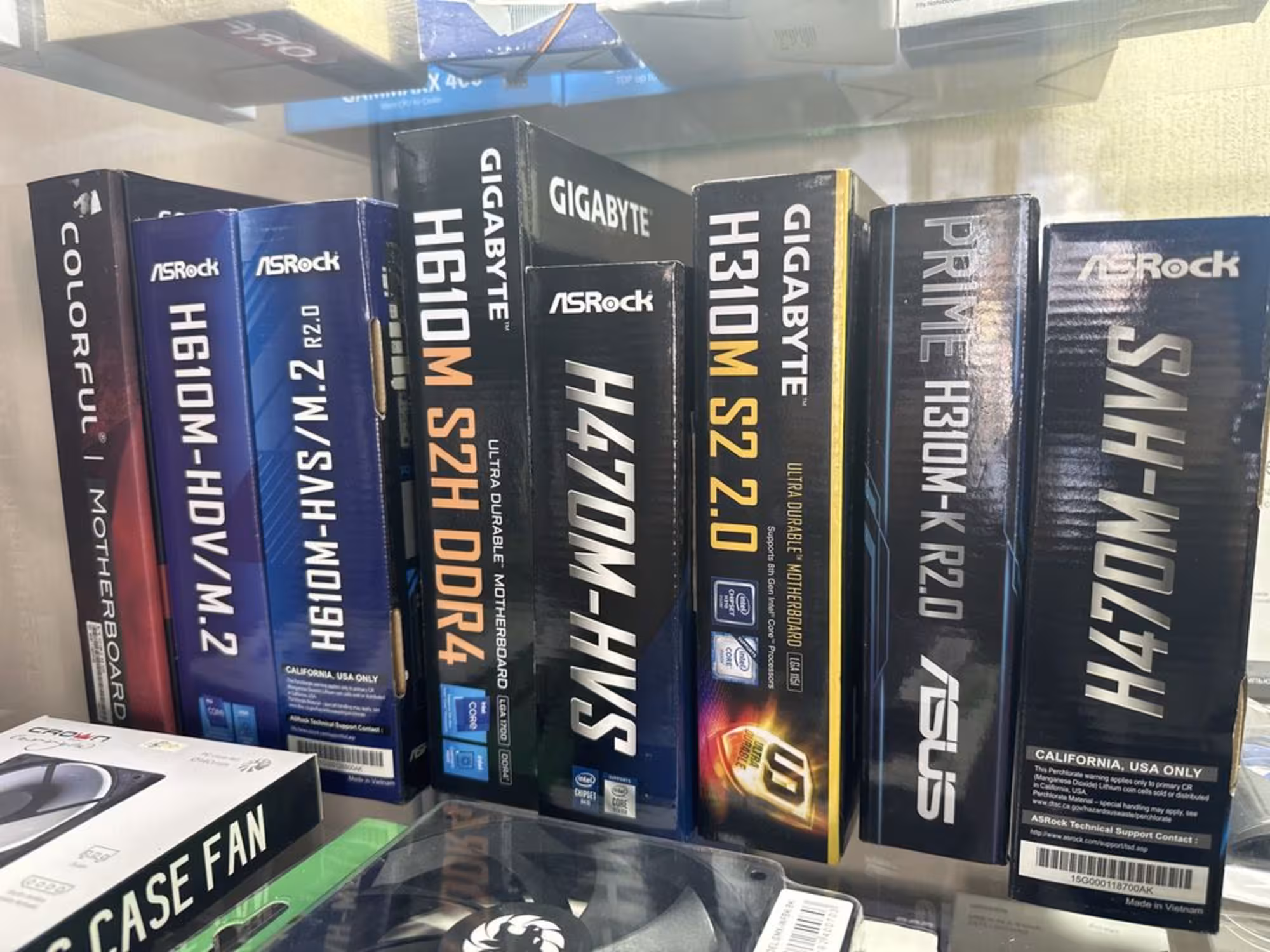 Материнская плата 775/1150/1151/1700 (1 / 2)