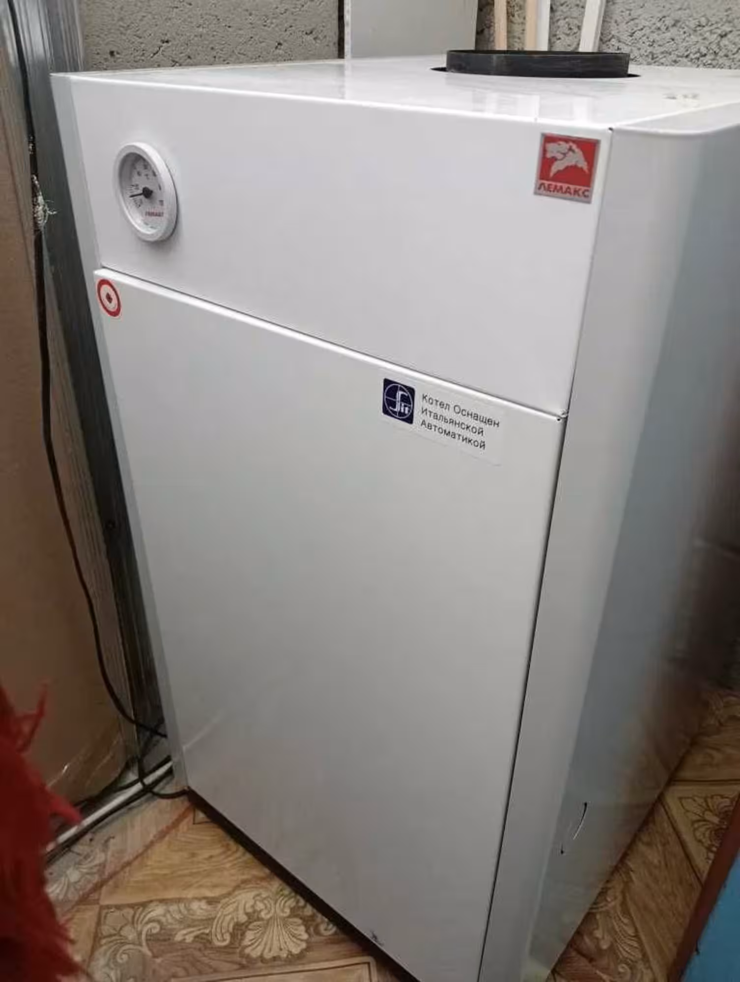 Газовый котел Лемакс КСГ-25 с УГГ-30 напольный до 250 кв (4 / 5)