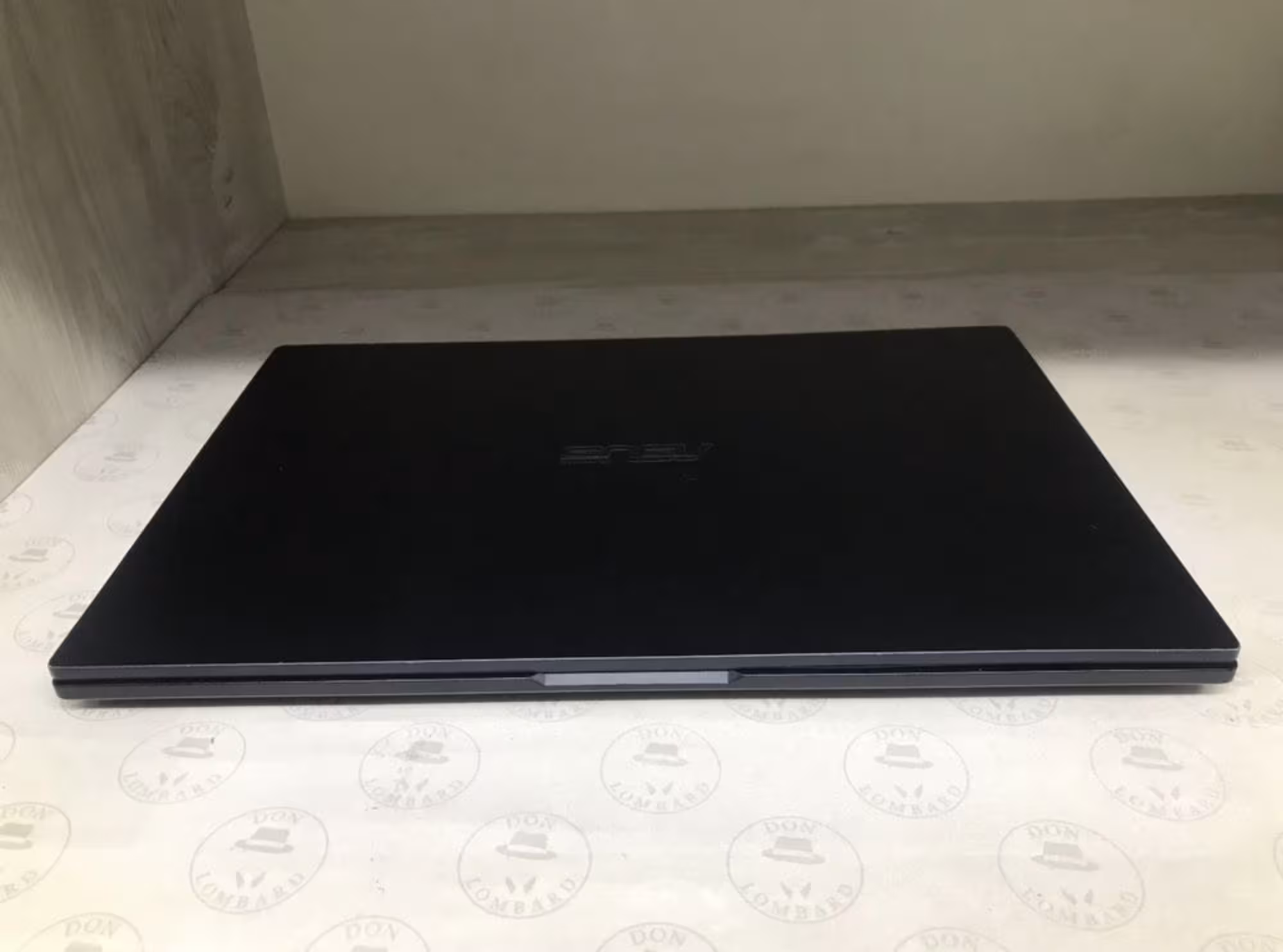 Asus ExpertBook AX201D2W (3 / 4)